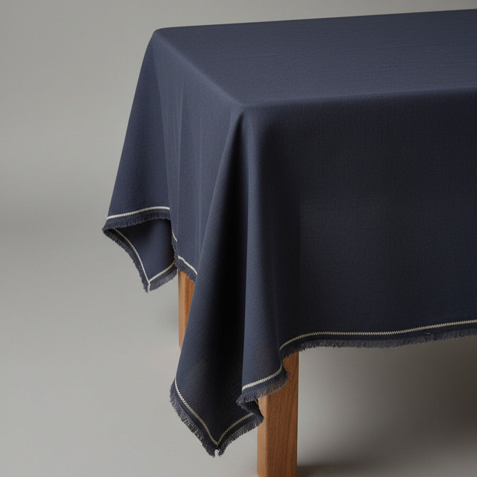 Bazar Bizar Antwerp The Tuscany Tablecloth - Black Natural - 150x300