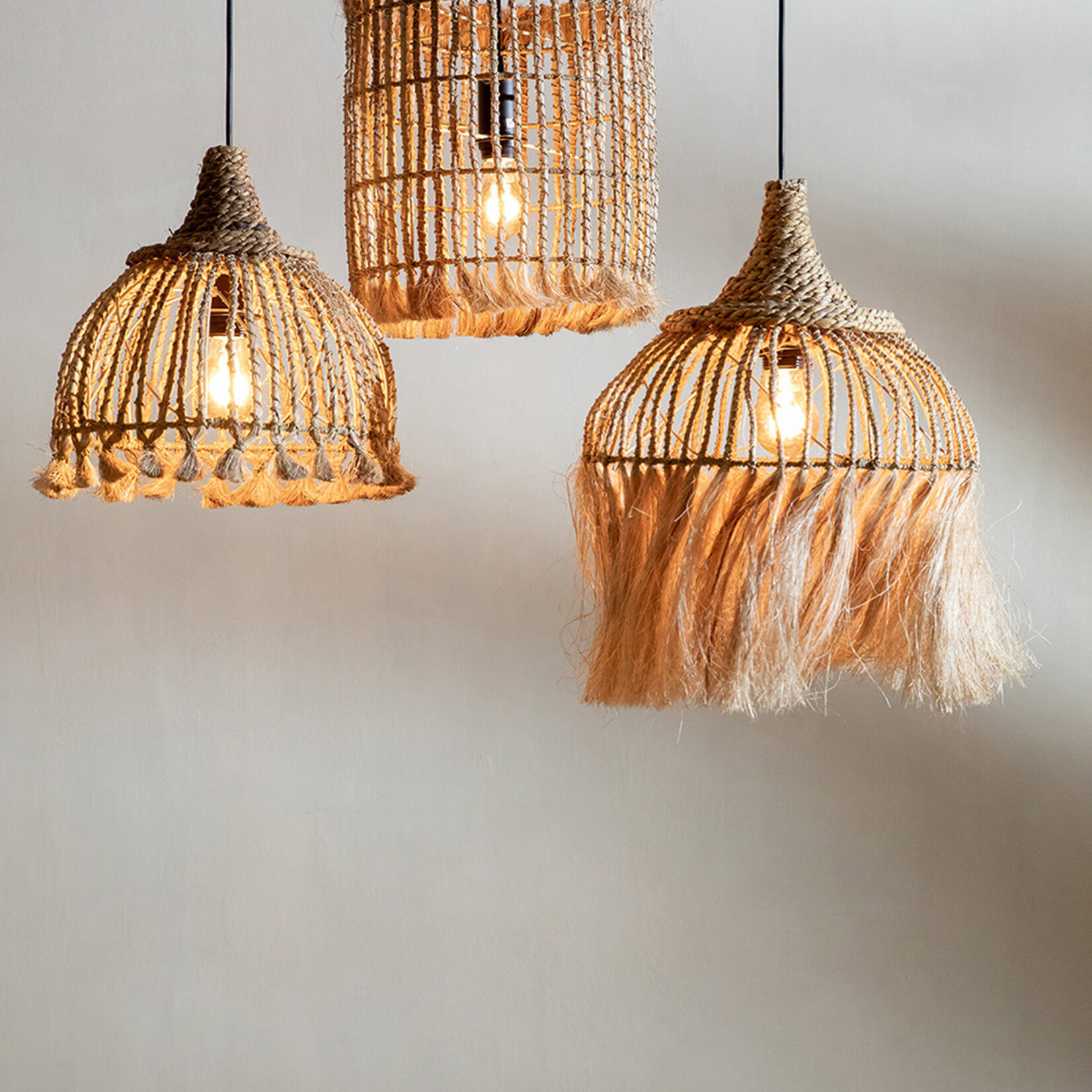Bazar Bizar Antwerp The Abaca Tassel Pendant - Natural - S