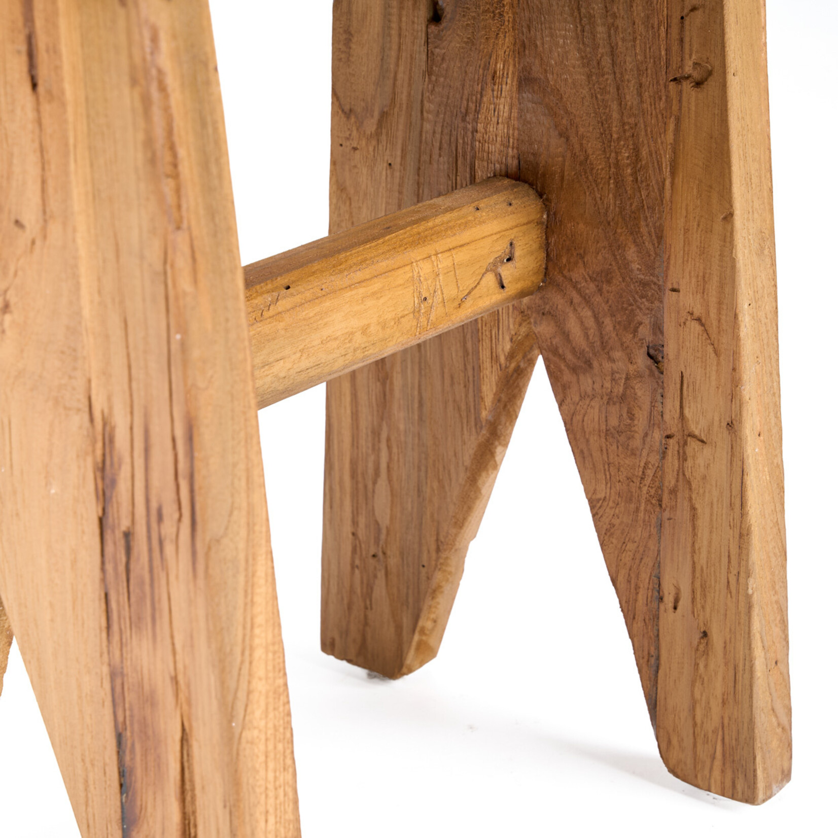 Bazar Bizar Antwerp The Siku Stool - Natural