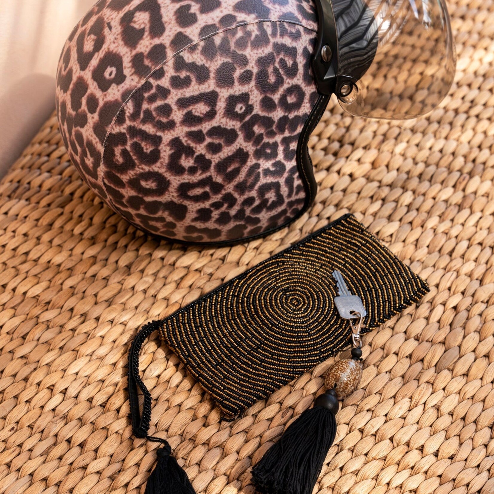 Bazar Bizar Antwerp The Sumbawa Keychain - Black Brown