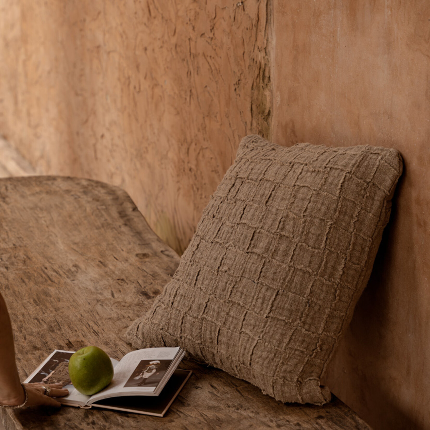 Bazar Bizar Antwerp The Linen Damier Cushion Cover - Natural