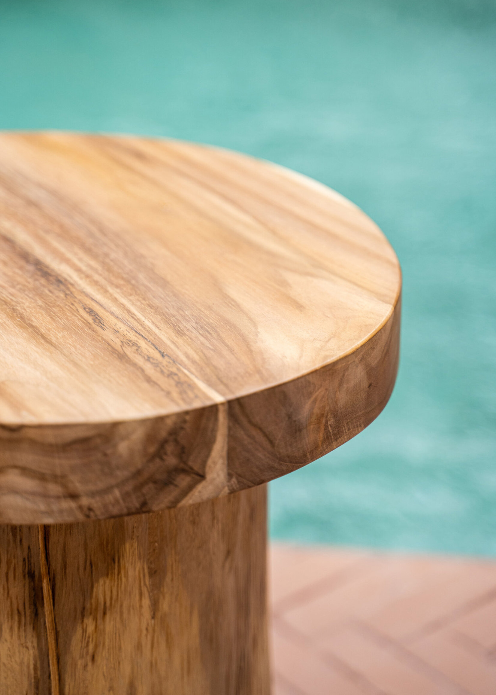 Bazar Bizar Antwerp The Inti Side Table - Natural