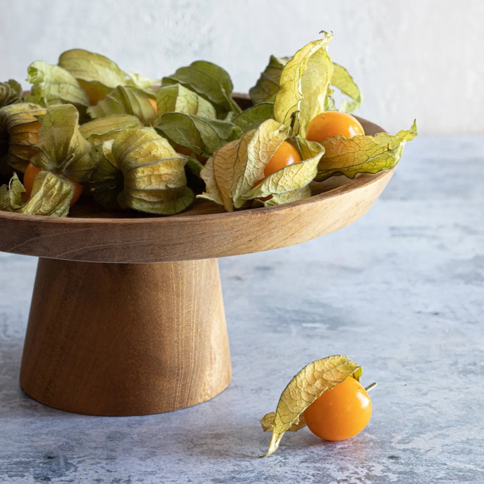 Bazar Bizar Antwerp The Teak Root Cake Dish - L