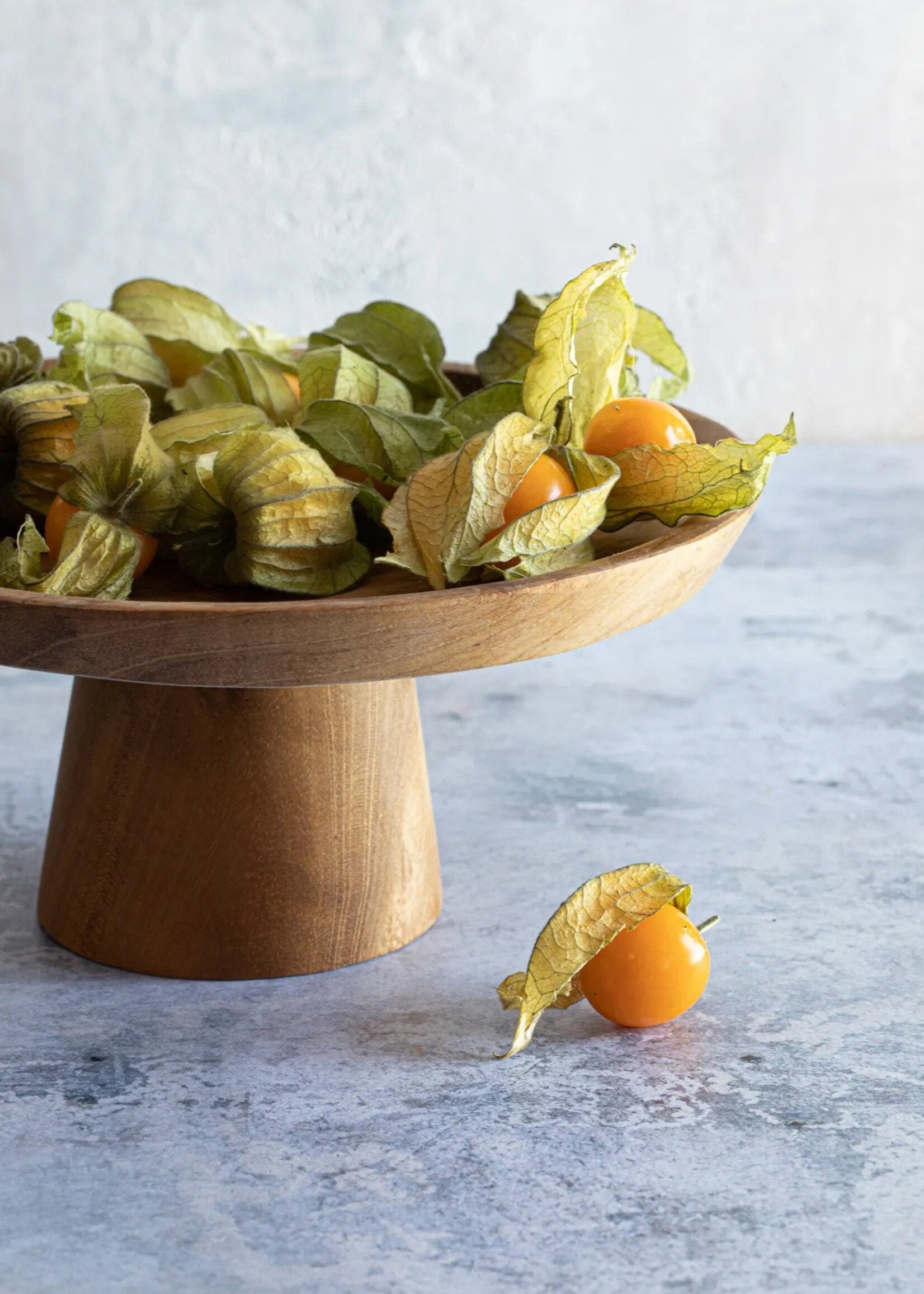 Bazar Bizar Antwerp The Teak Root Cake Dish - L