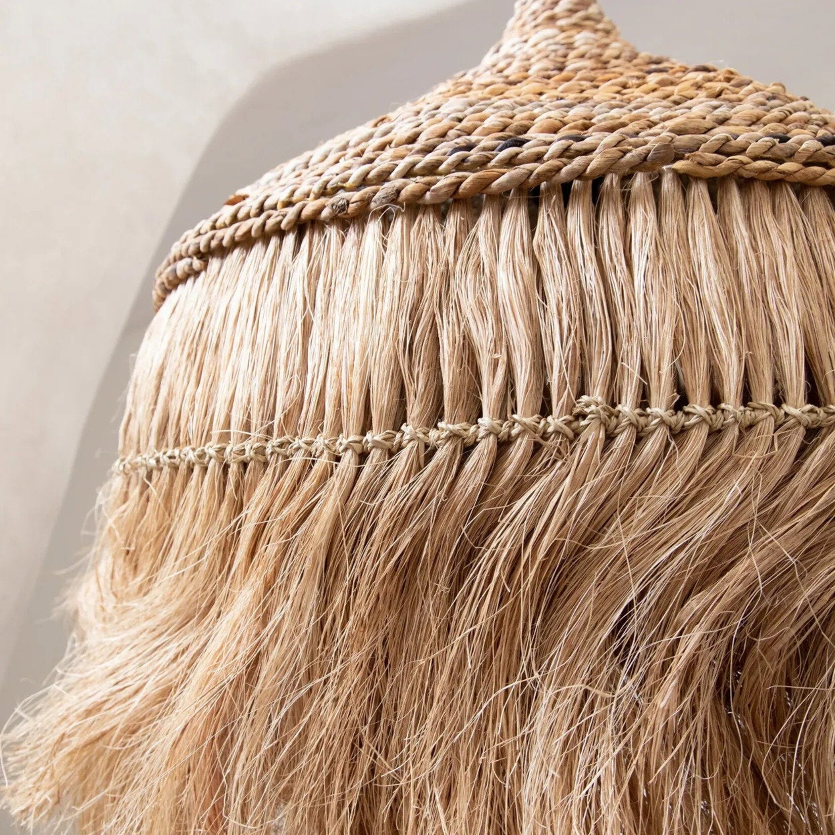 Bazar Bizar Antwerp The Abaca Hoola Pendant - Natural - L