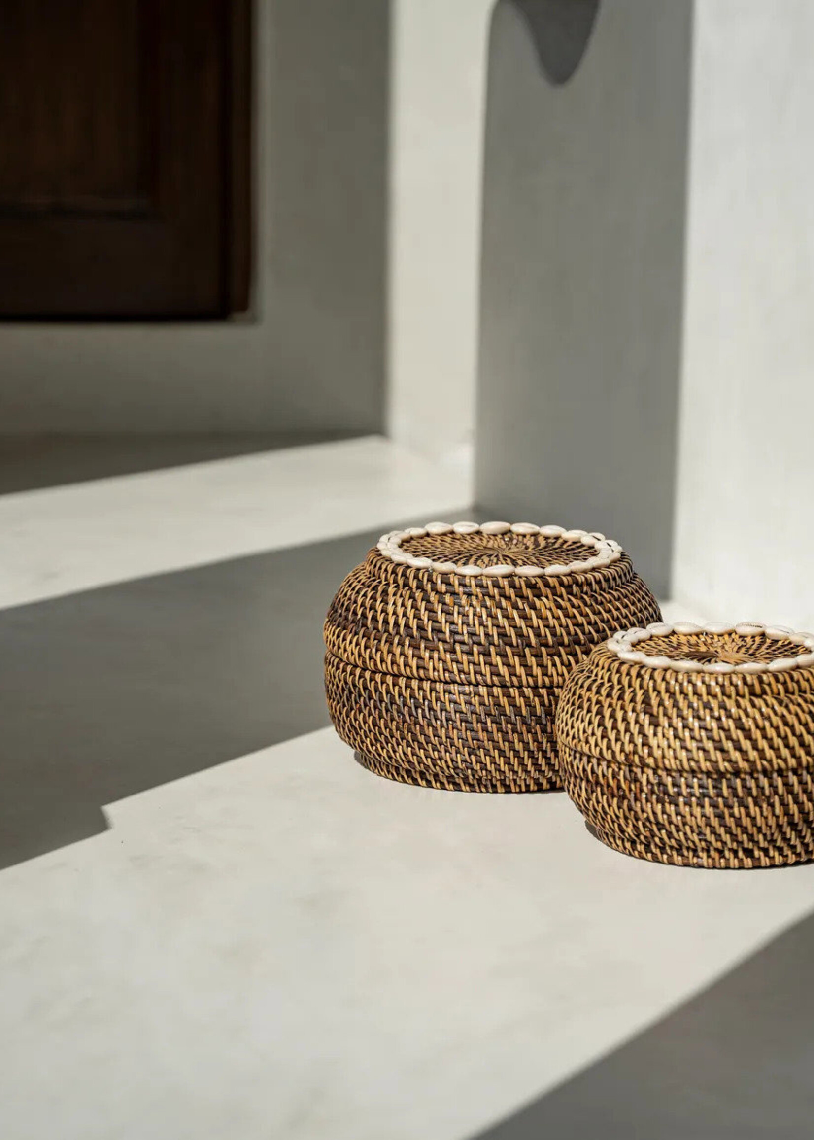 Bazar Bizar Antwerp The Colonial Peek-a-Boo Basket - Natural Brown - M