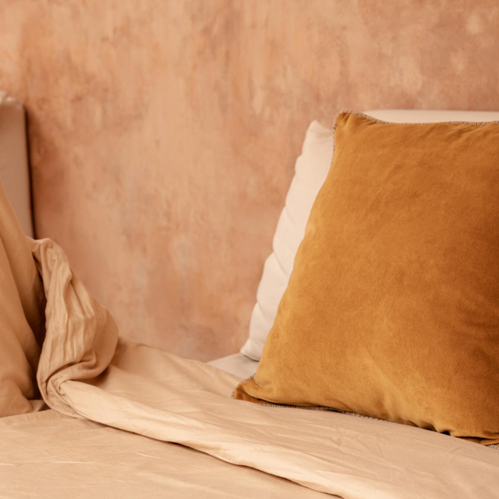 Bazar Bizar Antwerp The Velvet Crush Cushion Cover - Mustard - 50x50