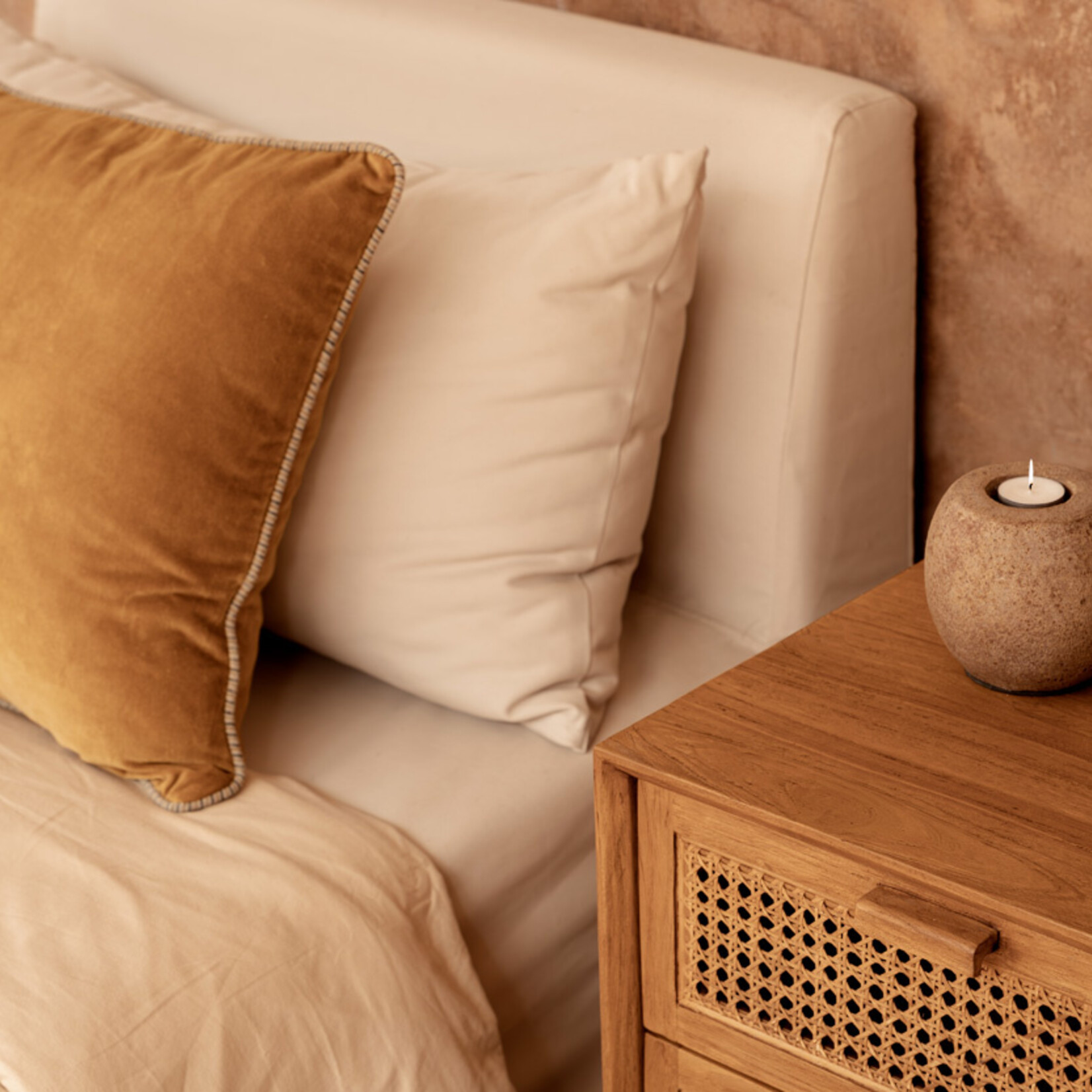 Bazar Bizar Antwerp The Velvet Crush Cushion Cover - Mustard - 50x50