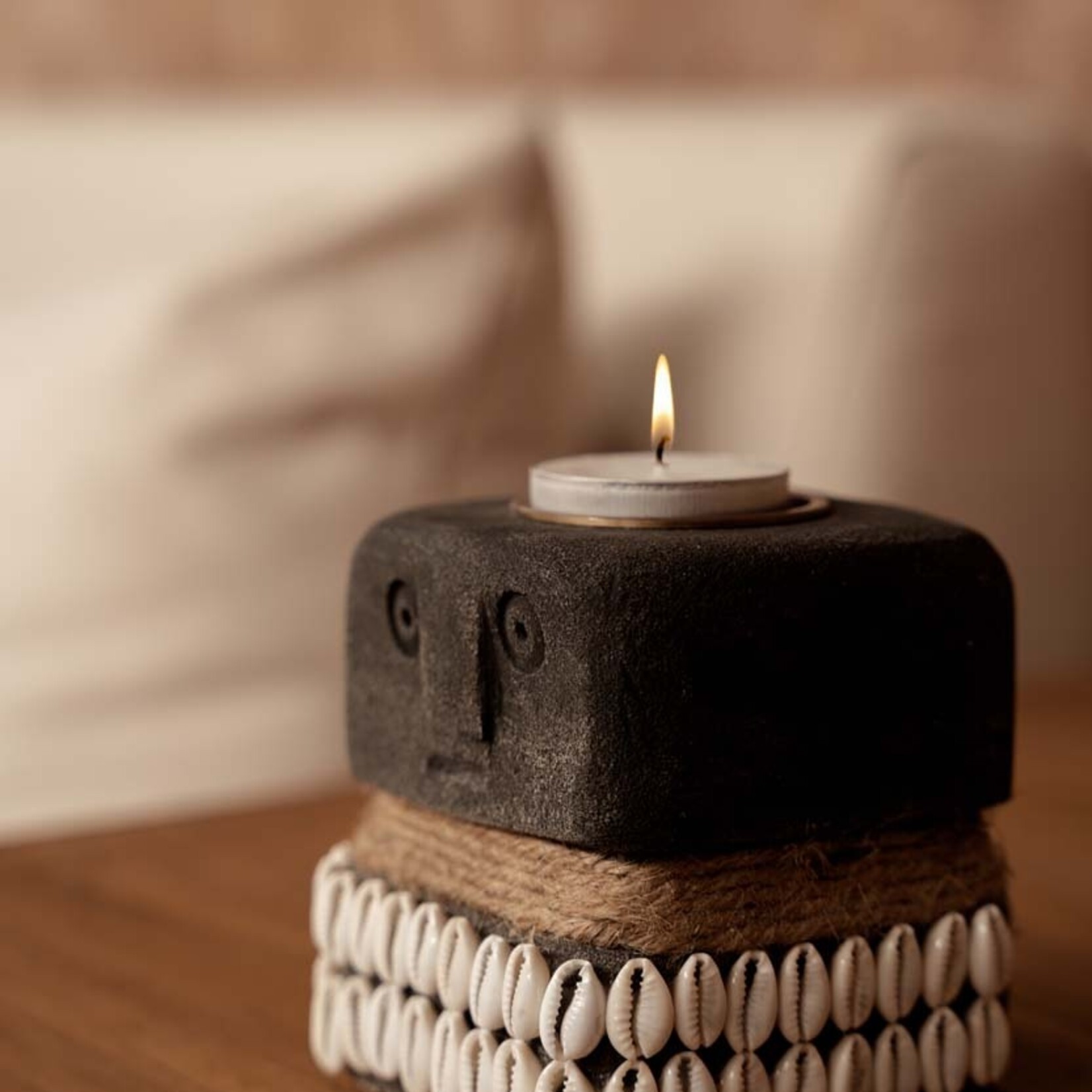 Bazar Bizar Antwerp The Sumba Stone #31 Candle Holder