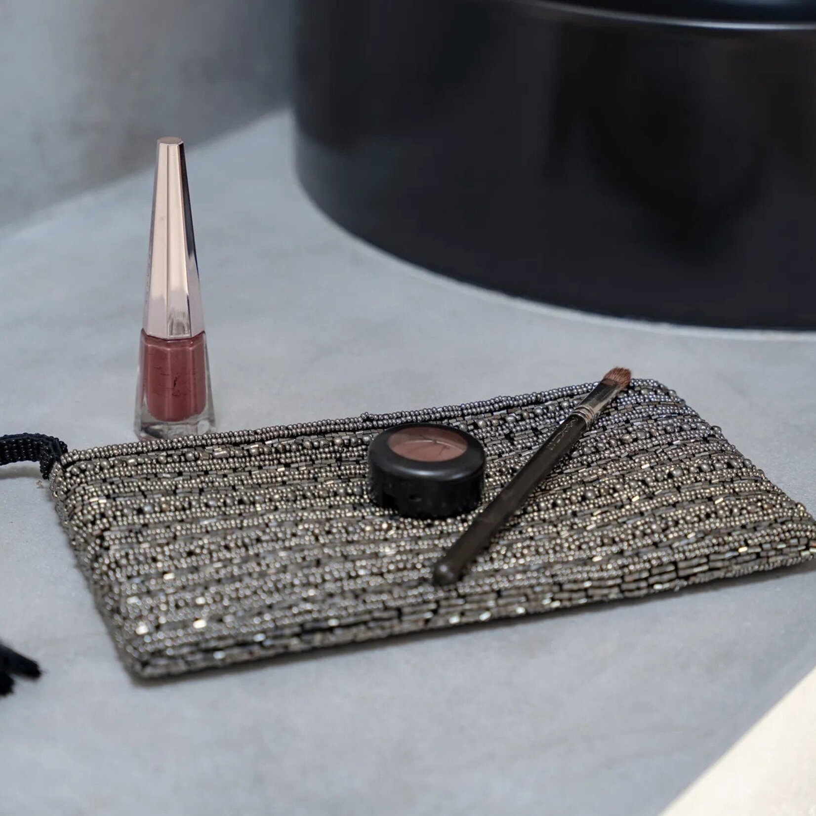 Bazar Bizar Antwerp The Silver Clutch