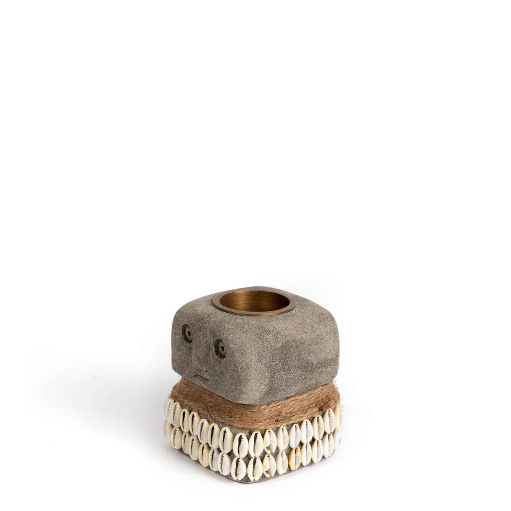 Bazar Bizar Antwerp The Sumba Stone #31 Candle Holder