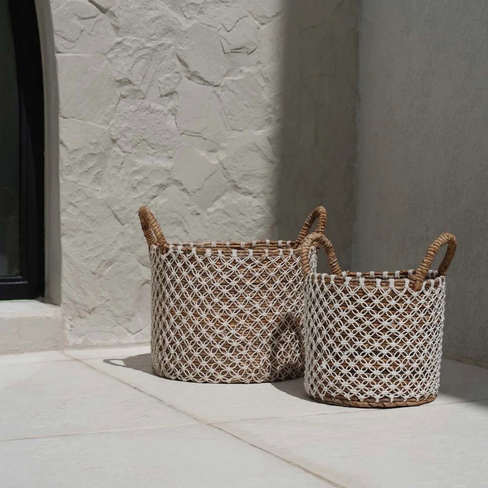 Bazar Bizar Antwerp The Crossed Stitched Macrame Basket - L