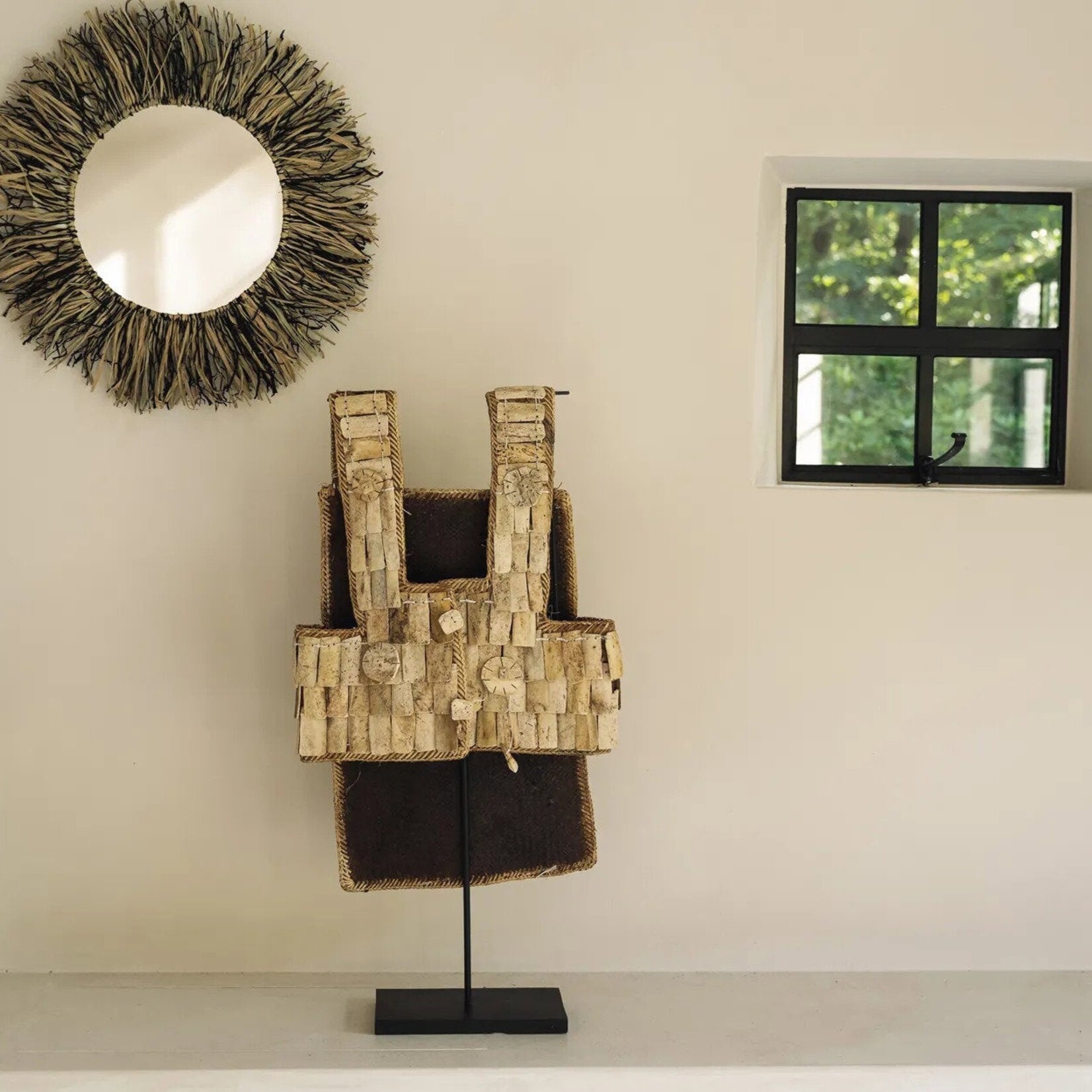 Bazar Bizar Antwerp The Warrior on Stand