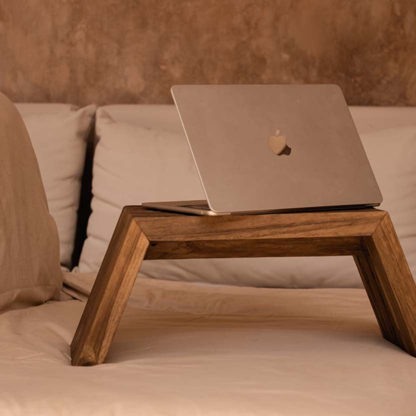 Bazar Bizar Antwerp The Ashley Cocoon Table - Natural