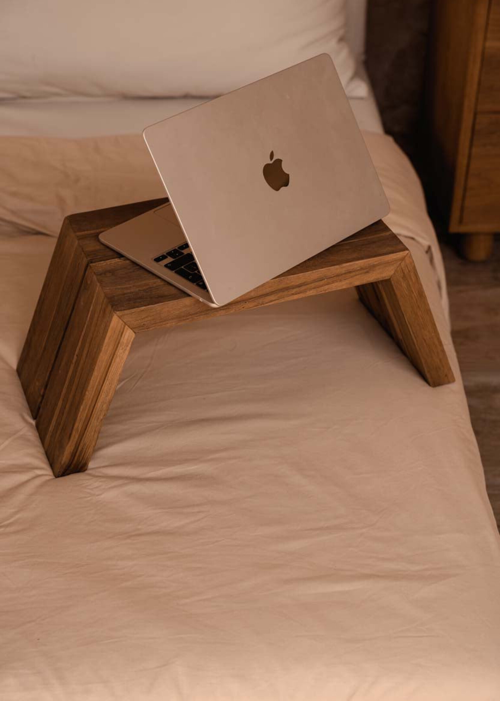 Bazar Bizar Antwerp The Ashley Cocoon Table - Natural