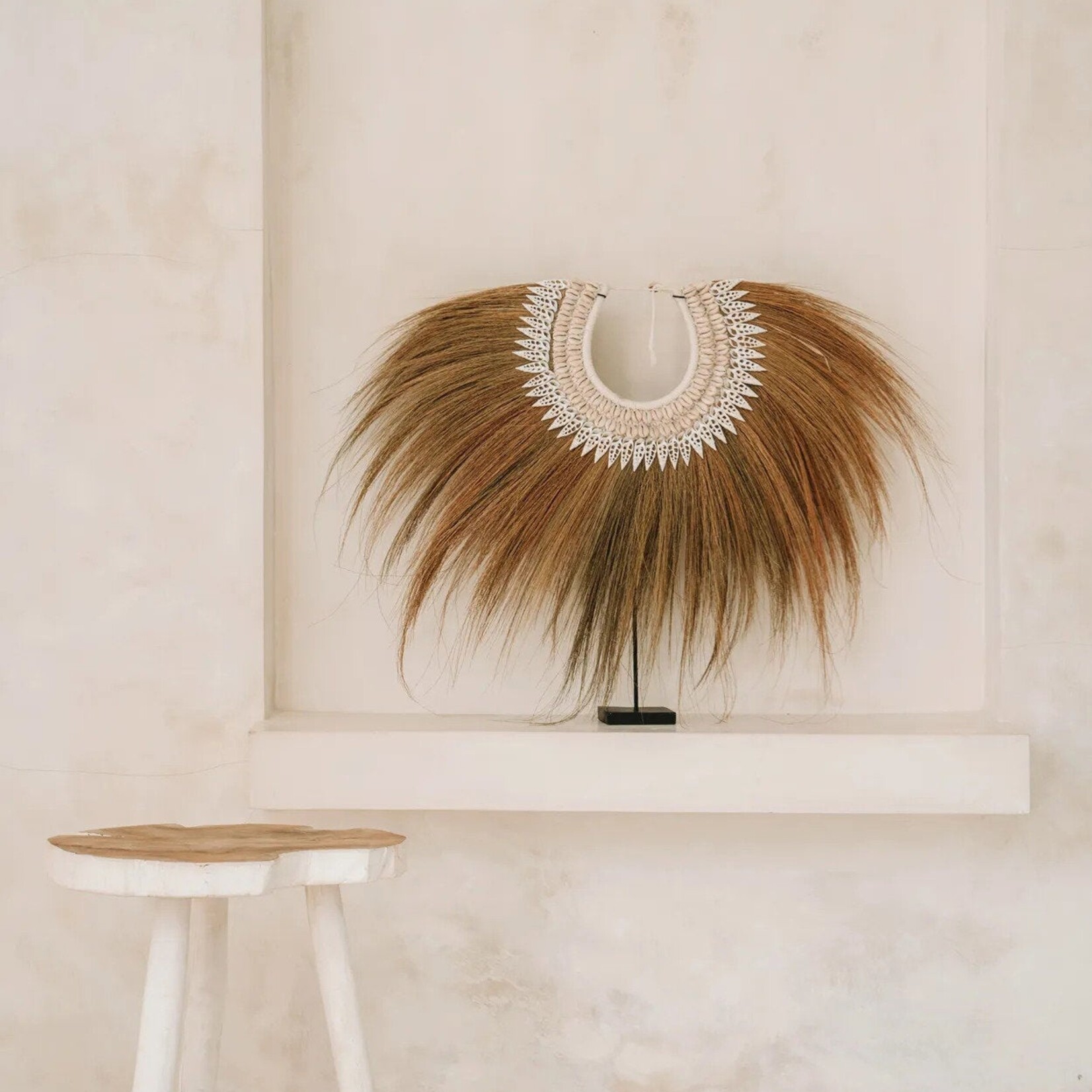 Bazar Bizar Antwerp The Organic Side Table - Natural White