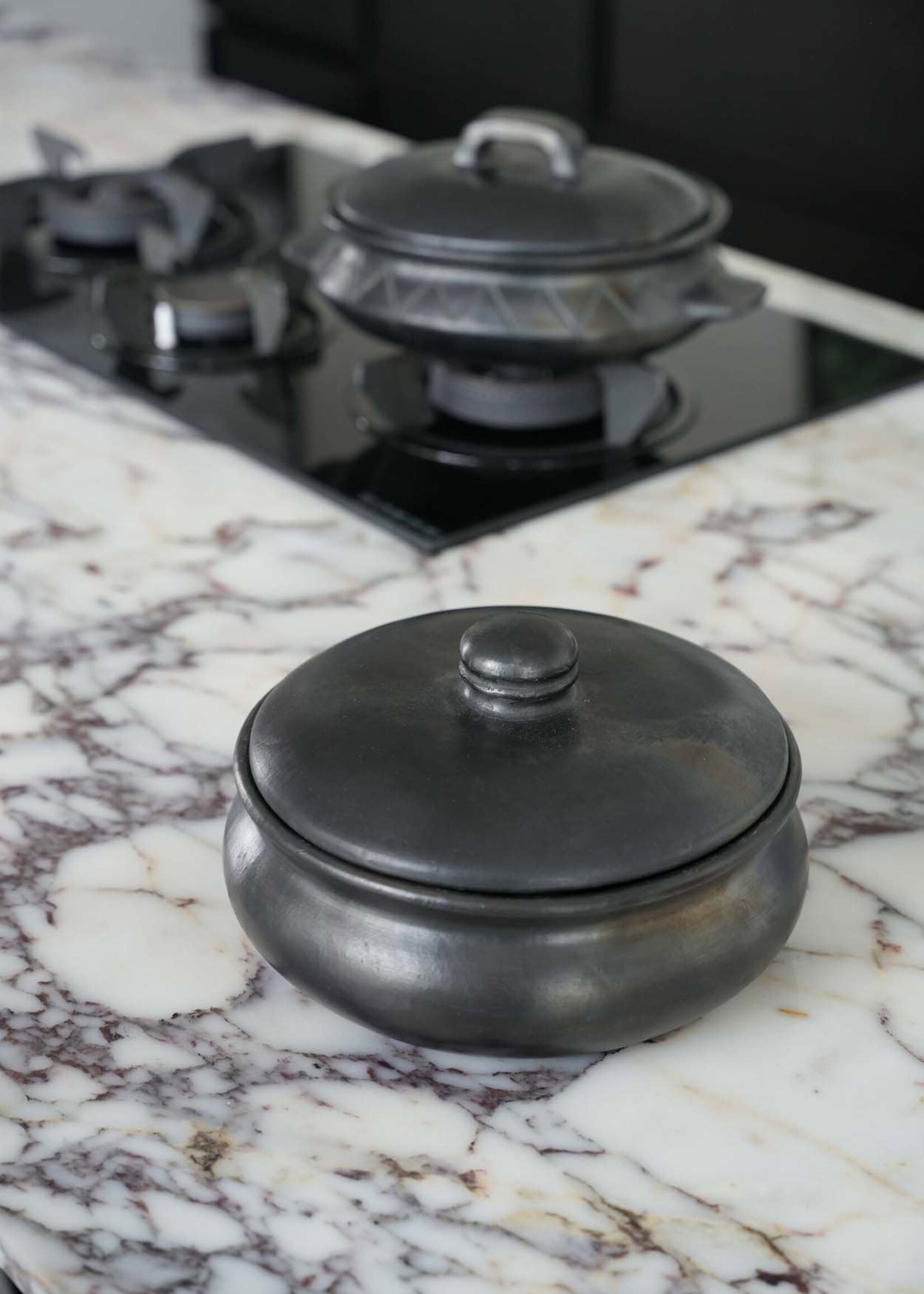 Bazar Bizar Antwerp The Burned Curry pot - Black