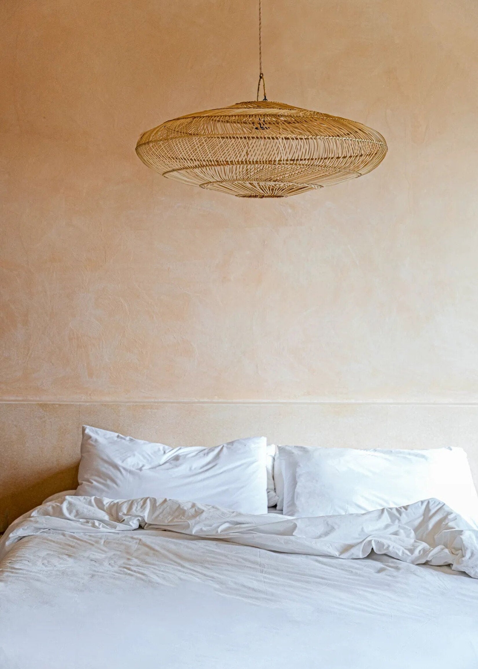 Bazar Bizar Antwerp The Macaron Pendant - Natural - L