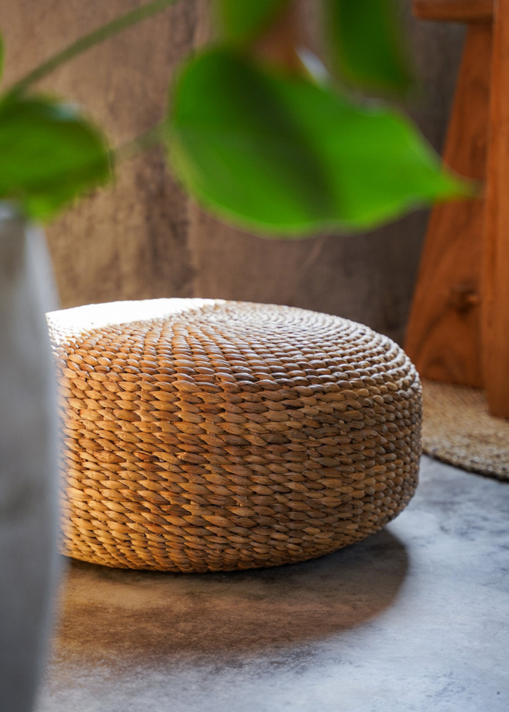 Bazar Bizar Antwerp The Hyacinth Pouffe - Natural - M