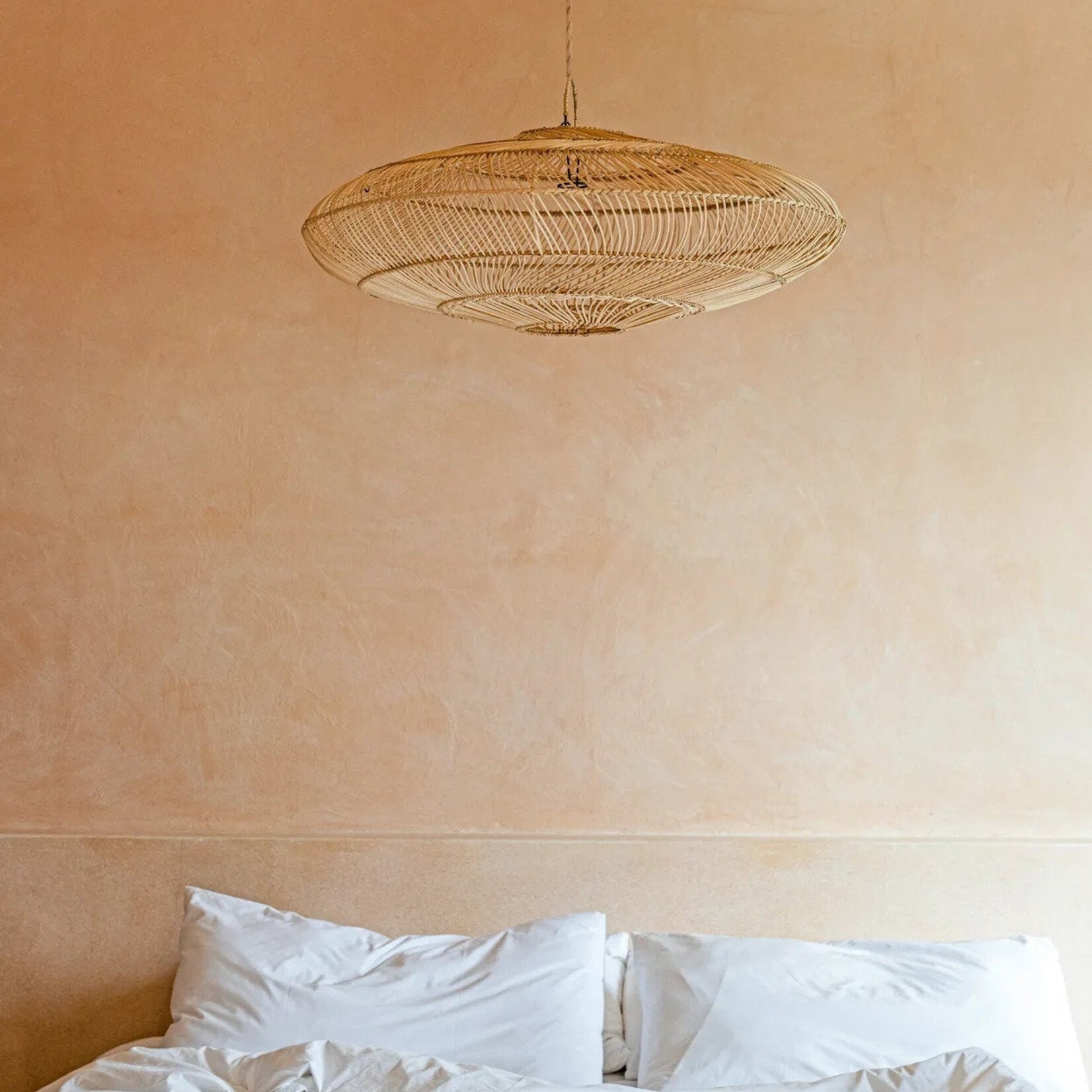 Bazar Bizar Antwerp The Macaron Pendant - Natural - M