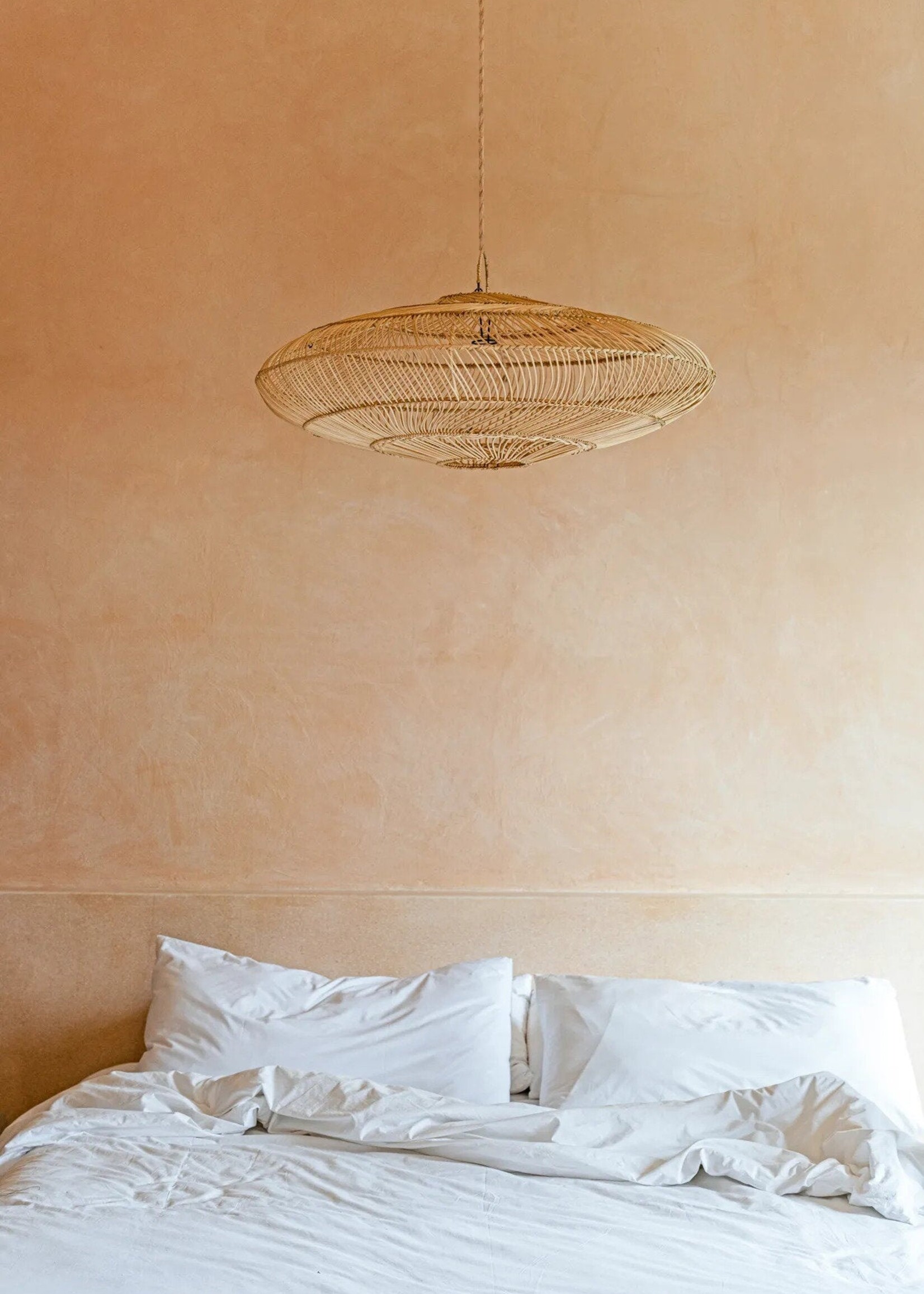 Bazar Bizar Antwerp The Macaron Pendant - Natural - M