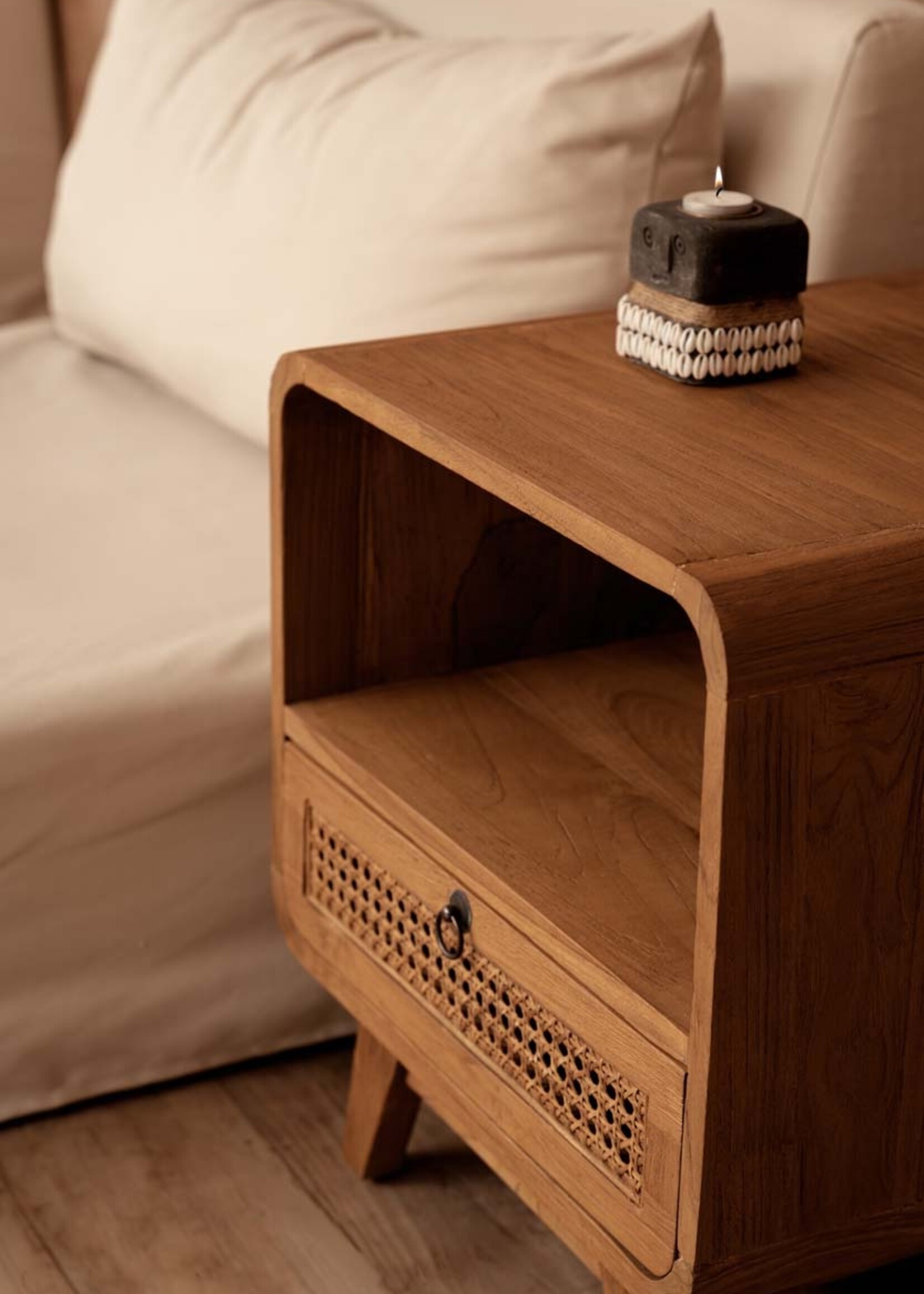 Bazar Bizar Antwerp The Breeze Nightstand - Natural