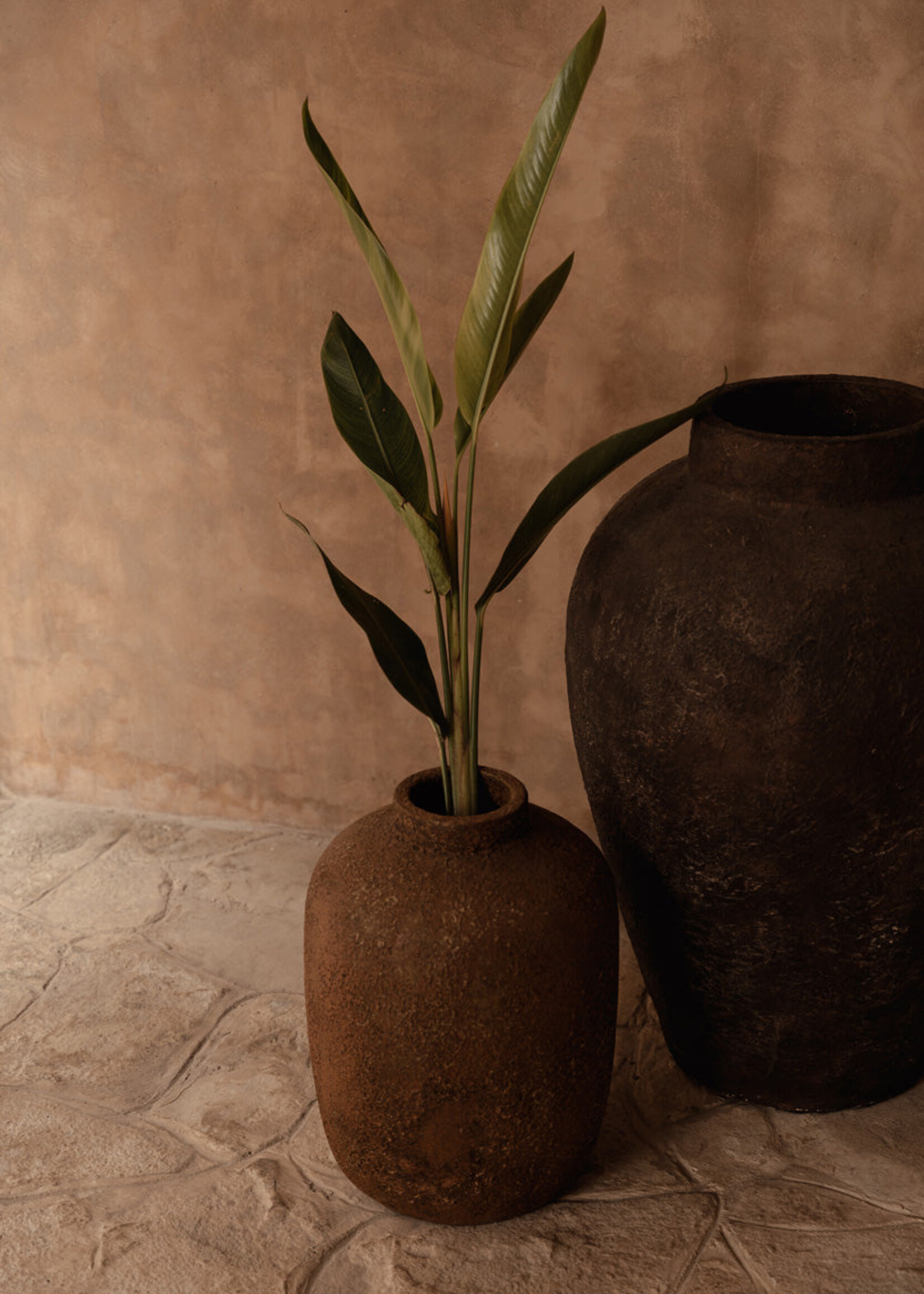 Bazar Bizar Antwerp The Clay Echo Vase - Terracotta - L