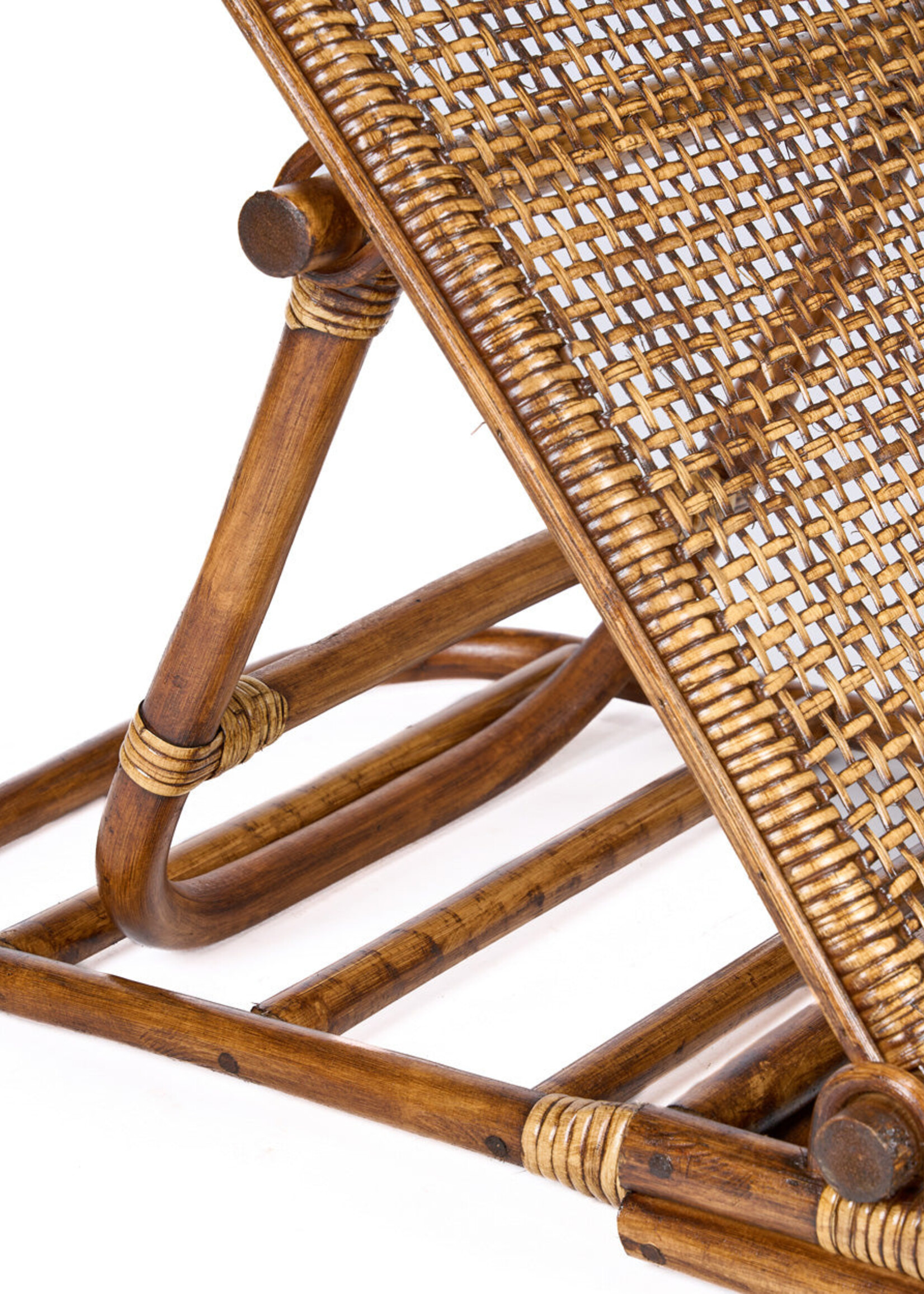 Bazar Bizar Antwerp The Rattan Floor Lounger - Dark Walnut