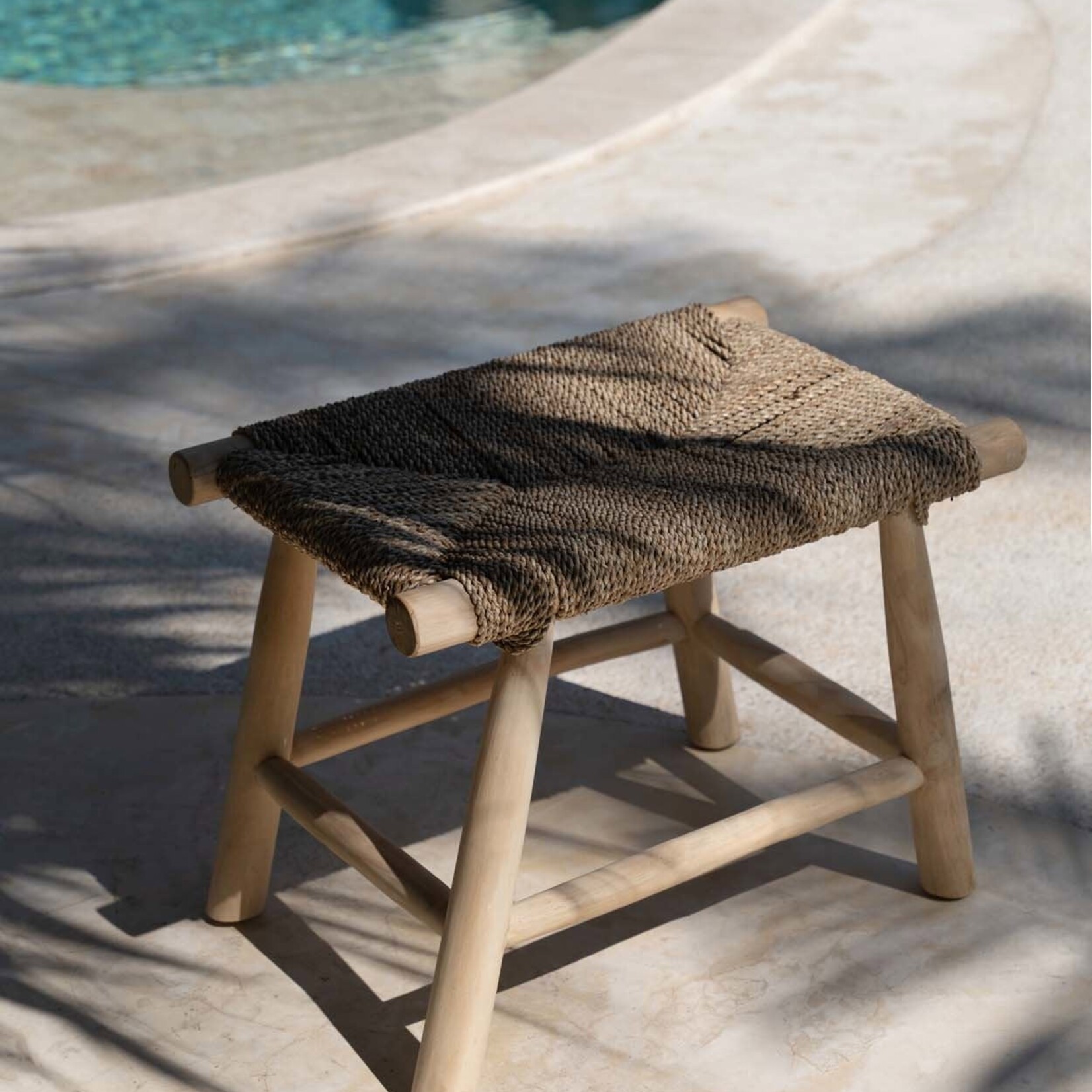Bazar Bizar Antwerp The Porto Seagrass Stool - Natural - M