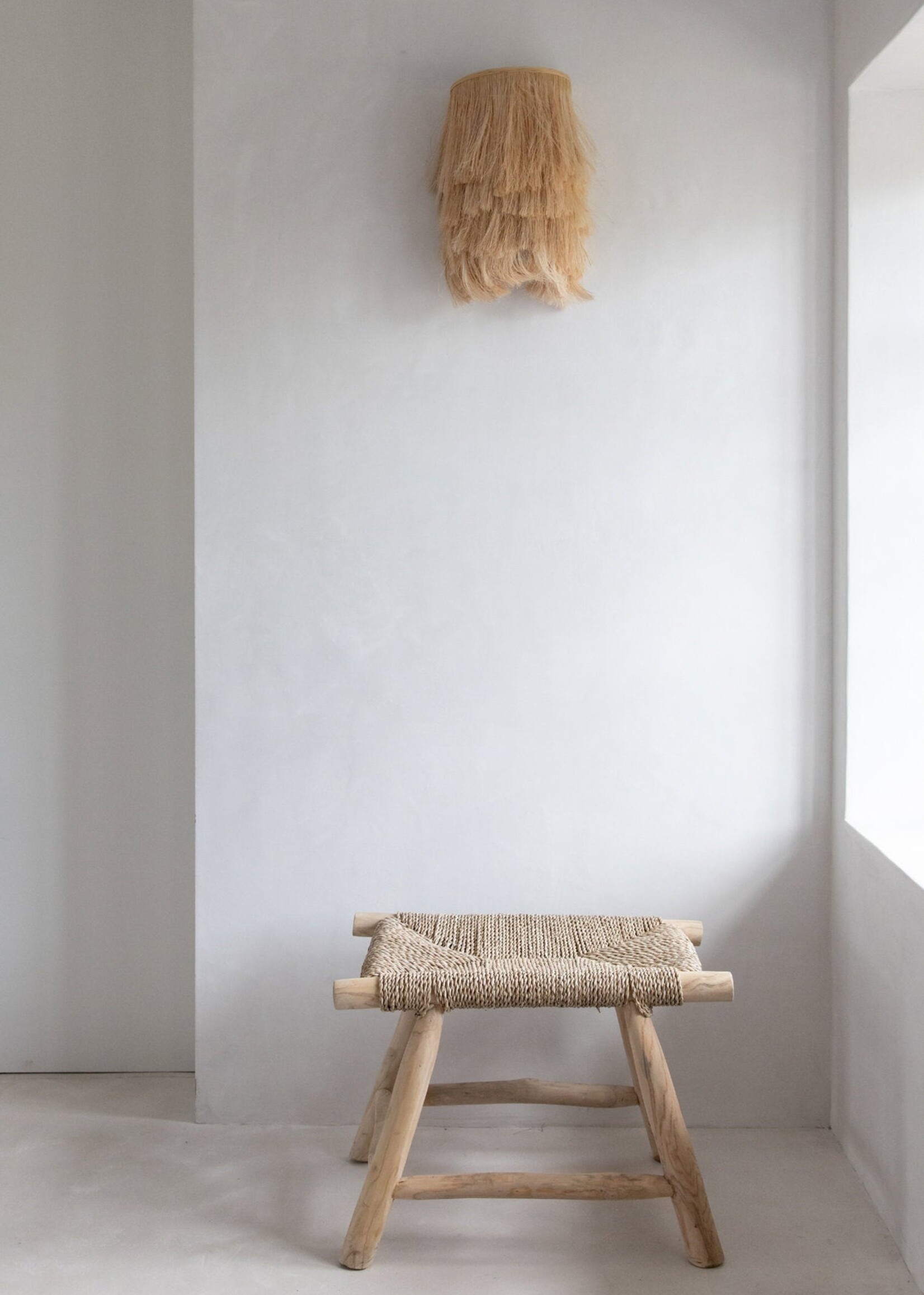 Bazar Bizar Antwerp The Porto Seagrass Stool - Natural - M