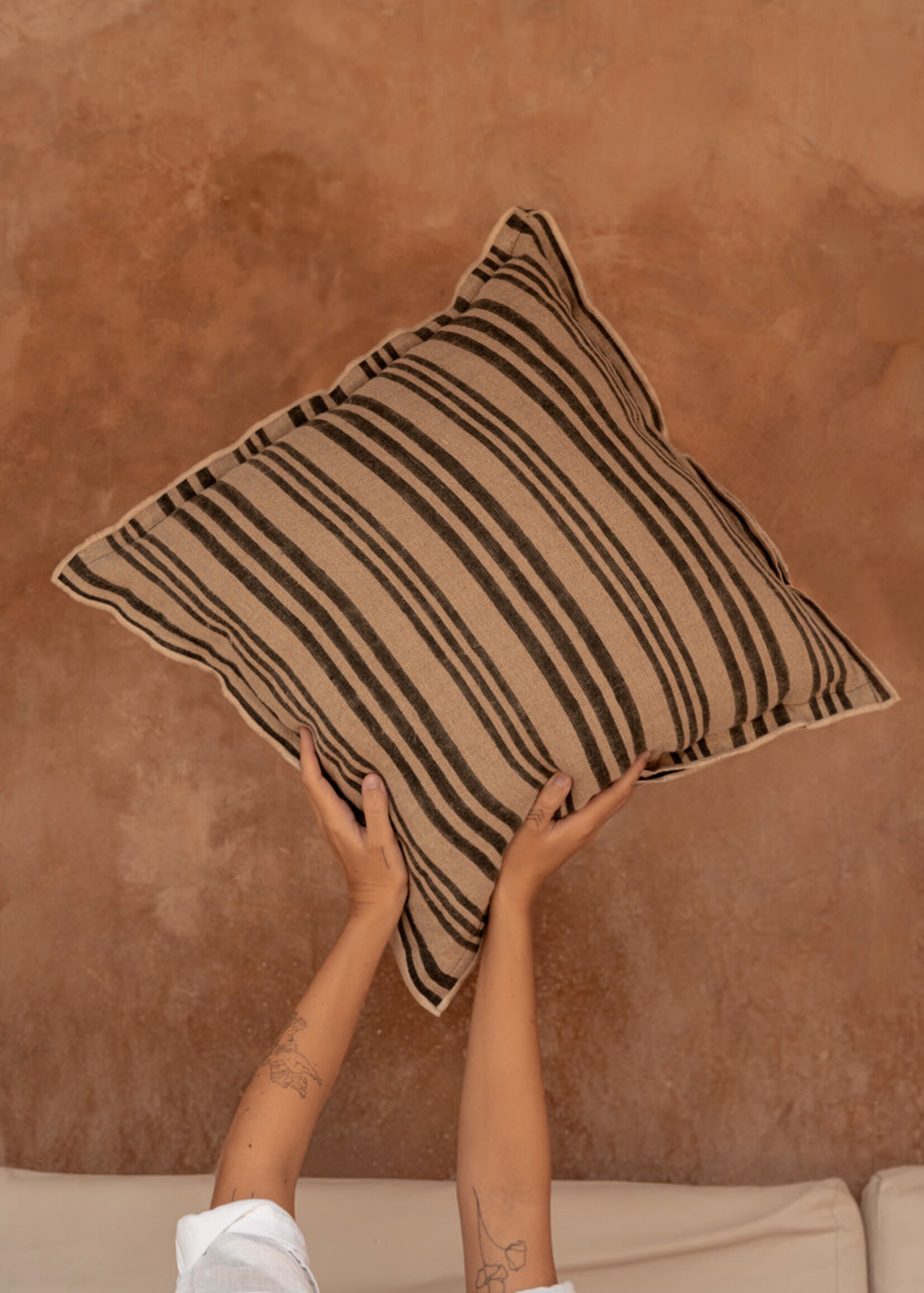 Bazar Bizar Antwerp The Nordic Stripe Cushion Cover - Natural Black - 50x50