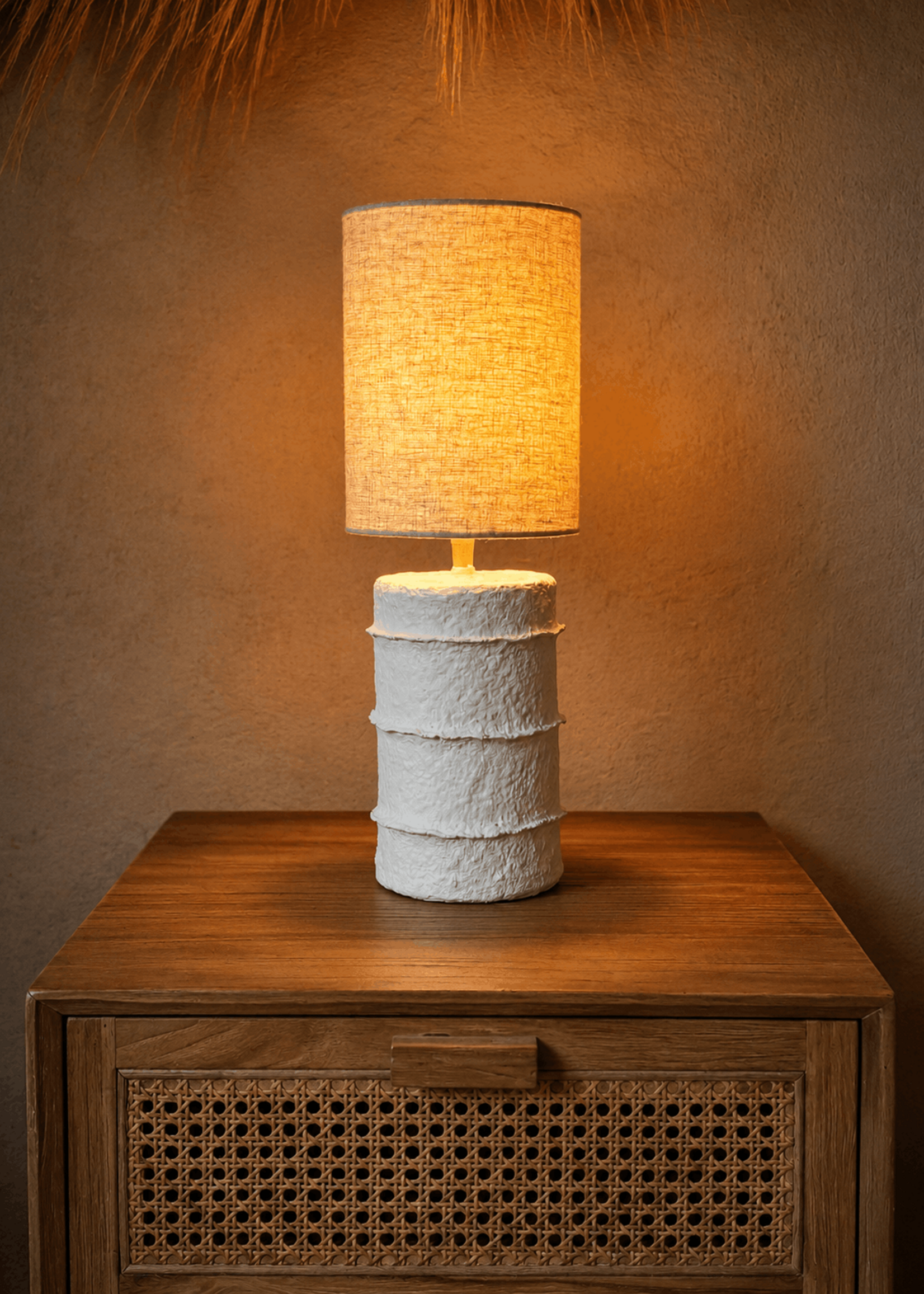 Bazar Bizar Antwerp The Contour Table Lamp - White - S