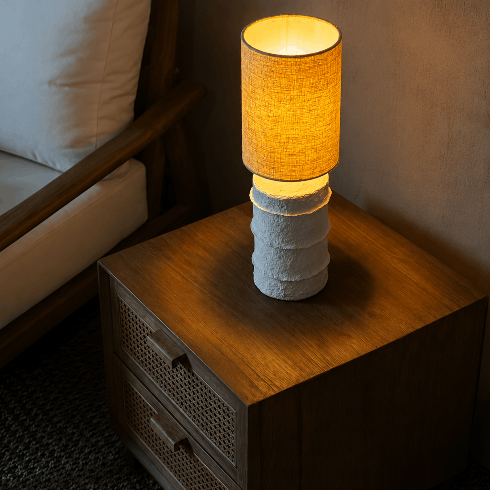 Bazar Bizar Antwerp The Contour Table Lamp - White - S