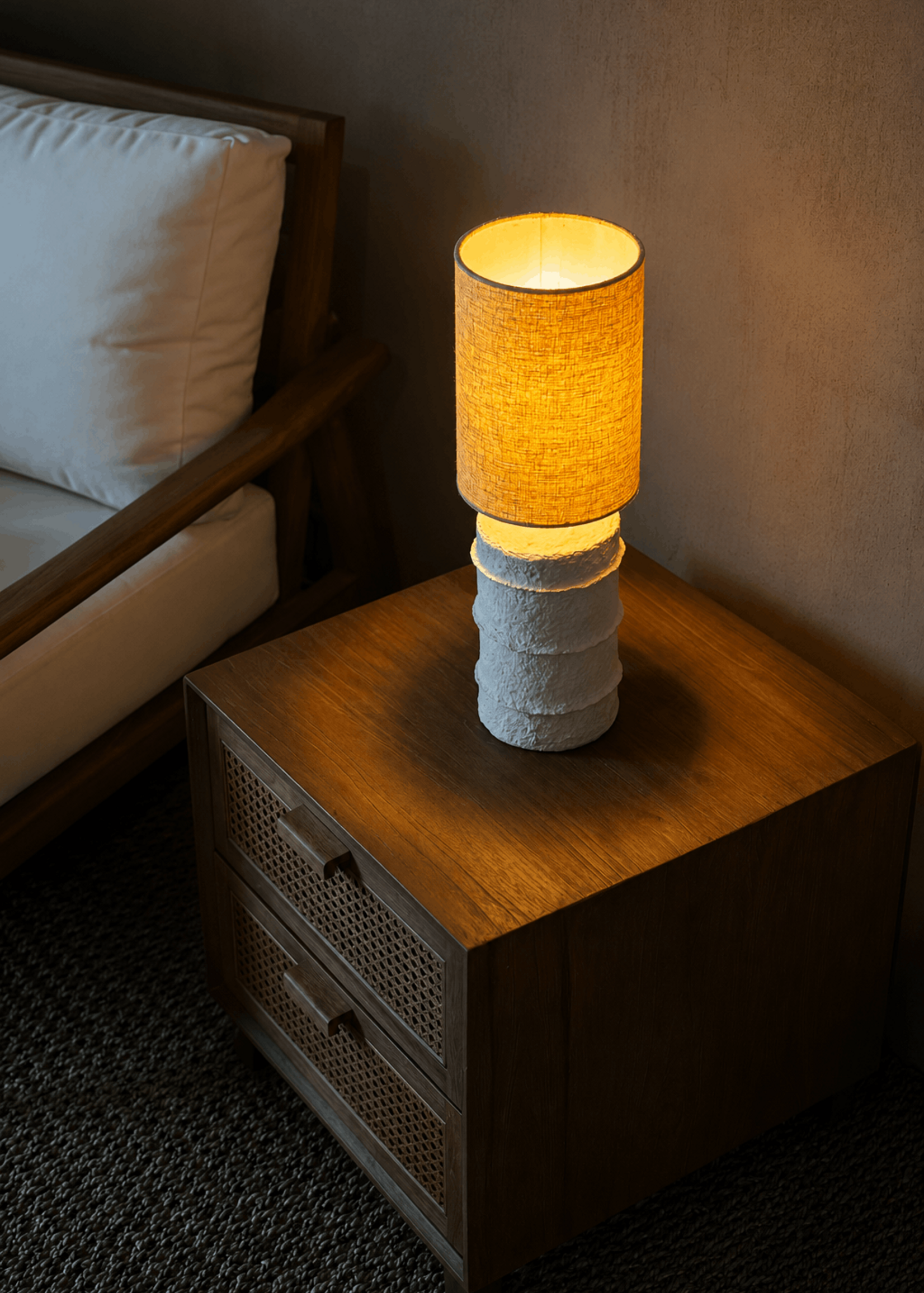 Bazar Bizar Antwerp The Contour Table Lamp - White - S