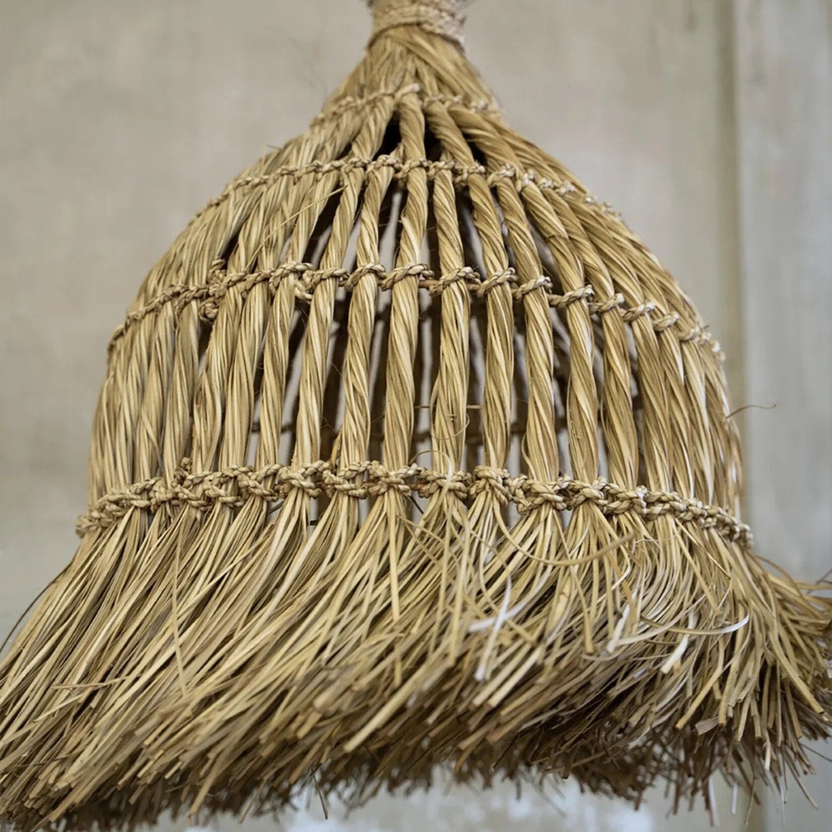 Bazar Bizar Antwerp The Guagua Pendant - Natural - L