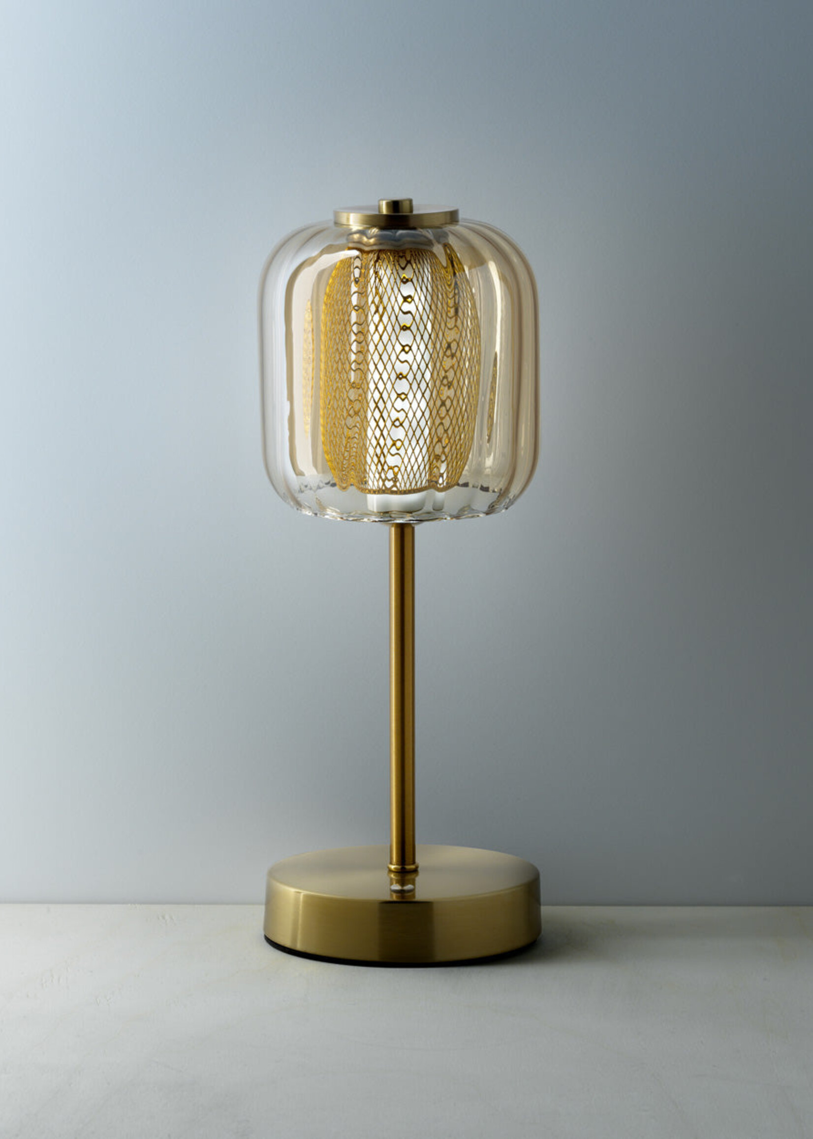 Bazar Bizar Antwerp The Lighty Gaga Led Table Lamp
