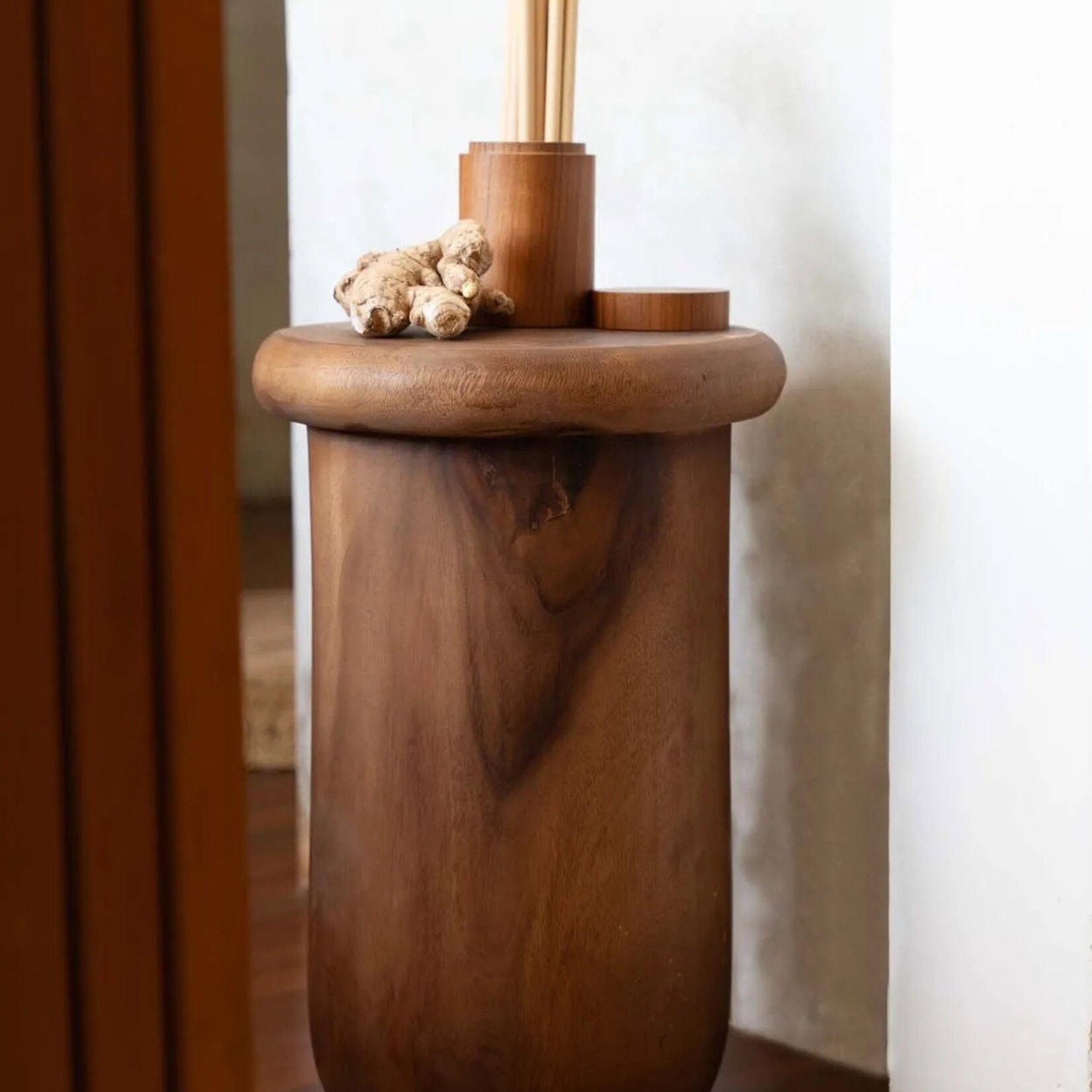 Bazar Bizar Antwerp The Teak Root Jar - M