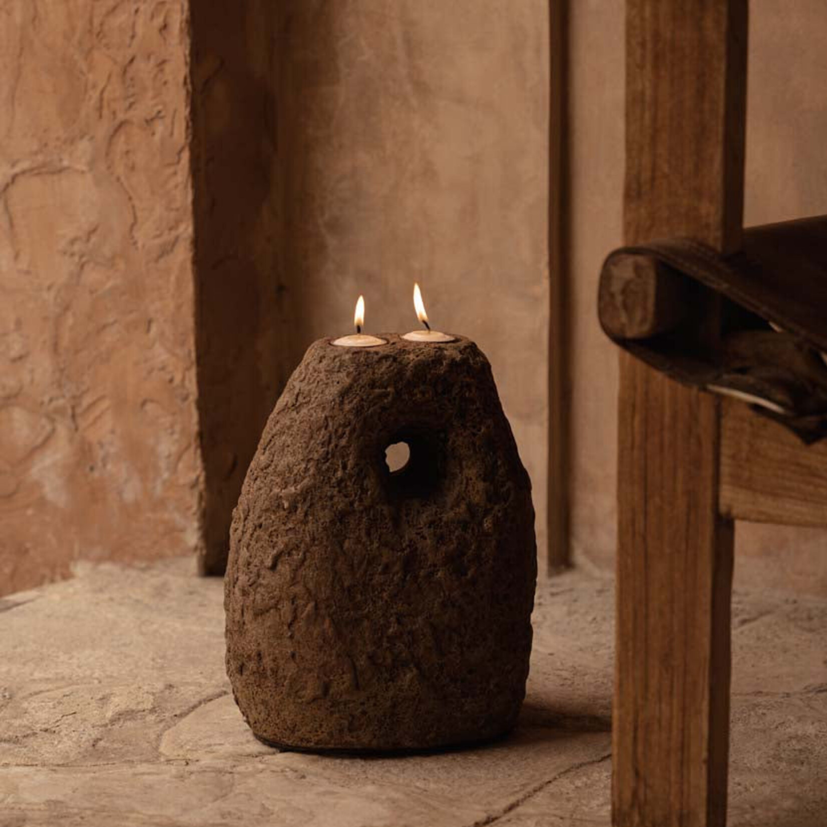 Bazar Bizar Antwerp The Terra Totem Candle Holder - Brown