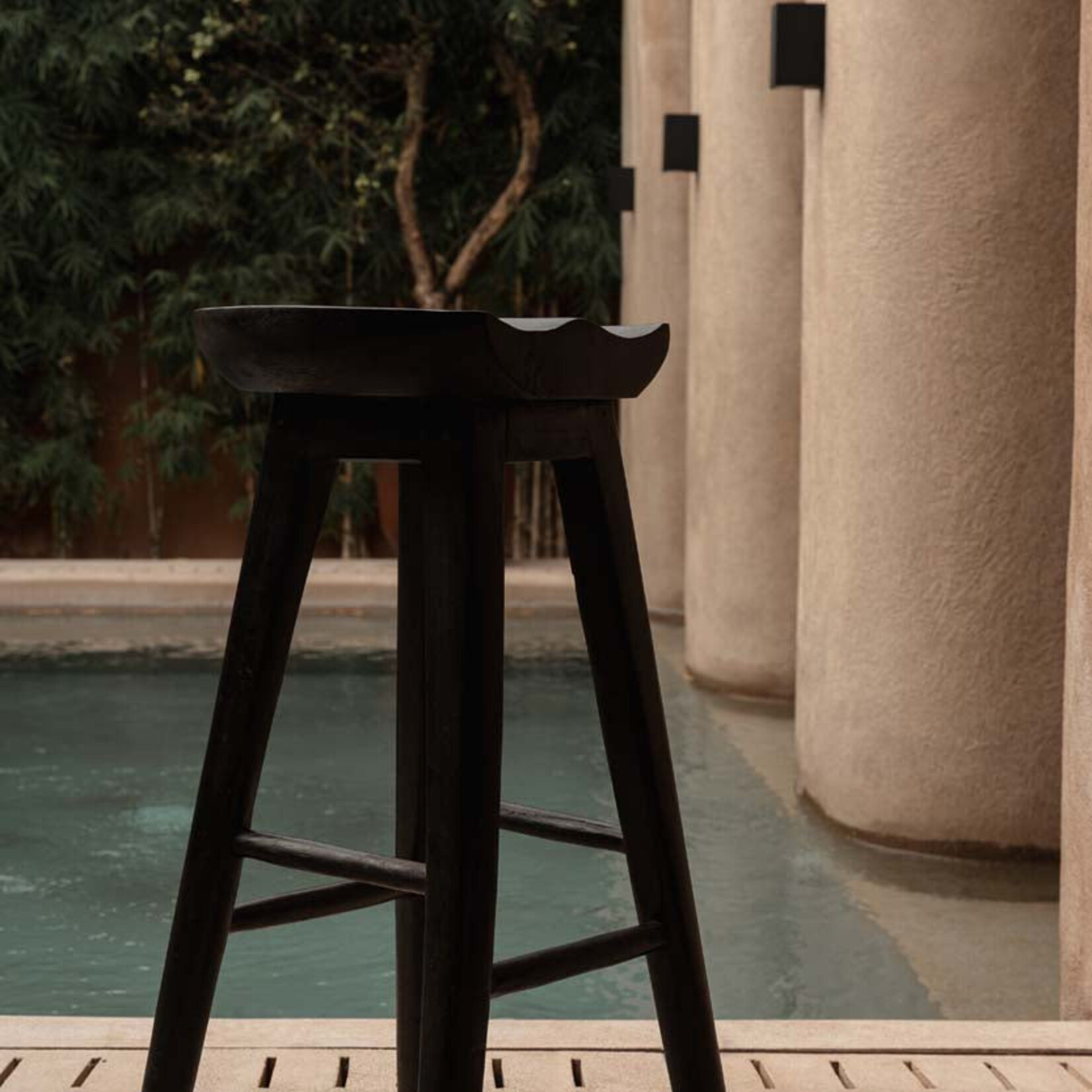 Bazar Bizar Antwerp The Tala Bar Stool - Black