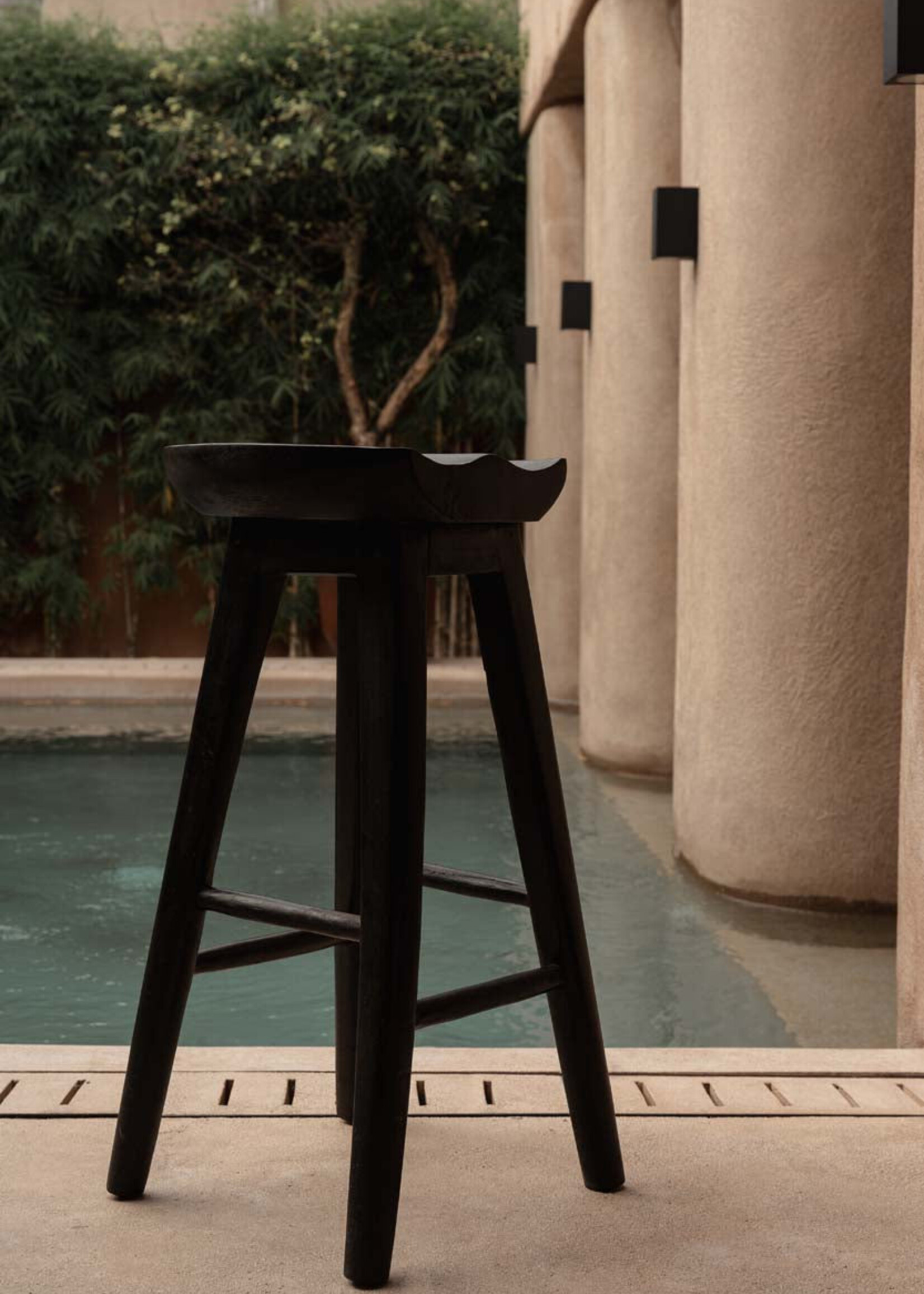 Bazar Bizar Antwerp The Tala Bar Stool - Black