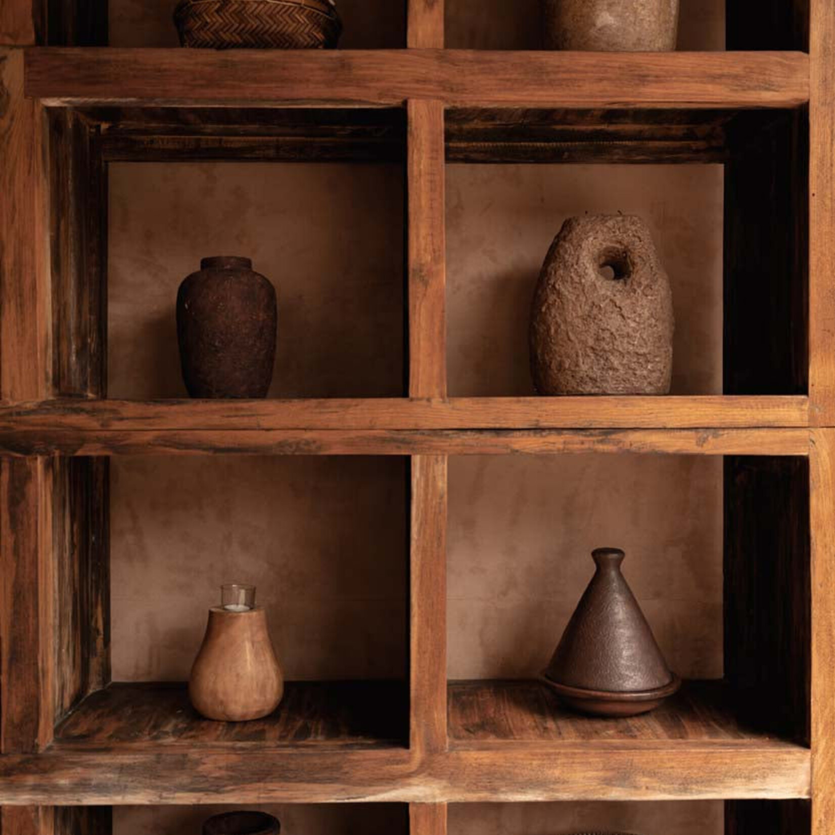 Bazar Bizar Antwerp The Terra Totem Candle Holder - Brown