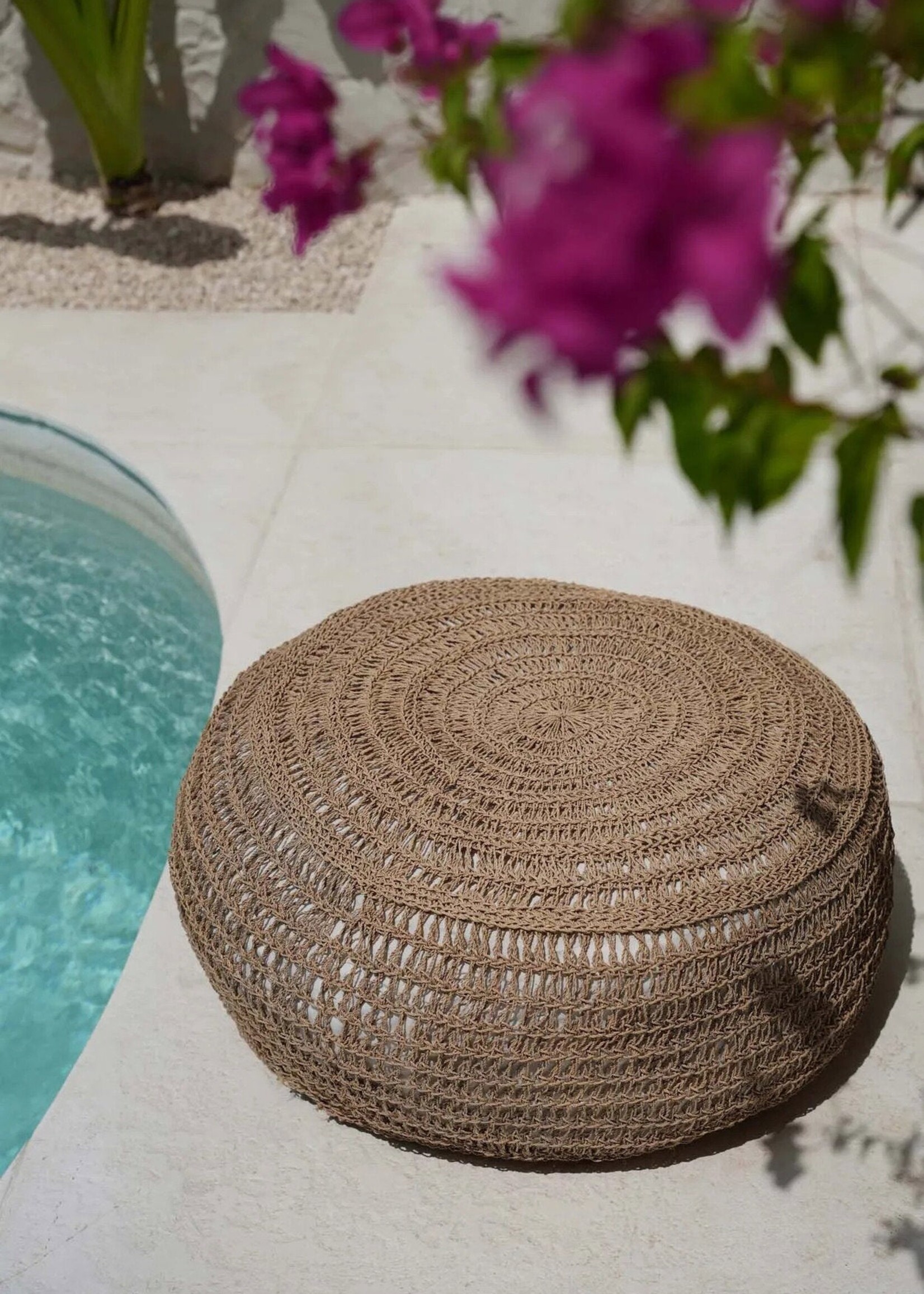 Bazar Bizar Antwerp The Seagrass Pouffe - Natural - M