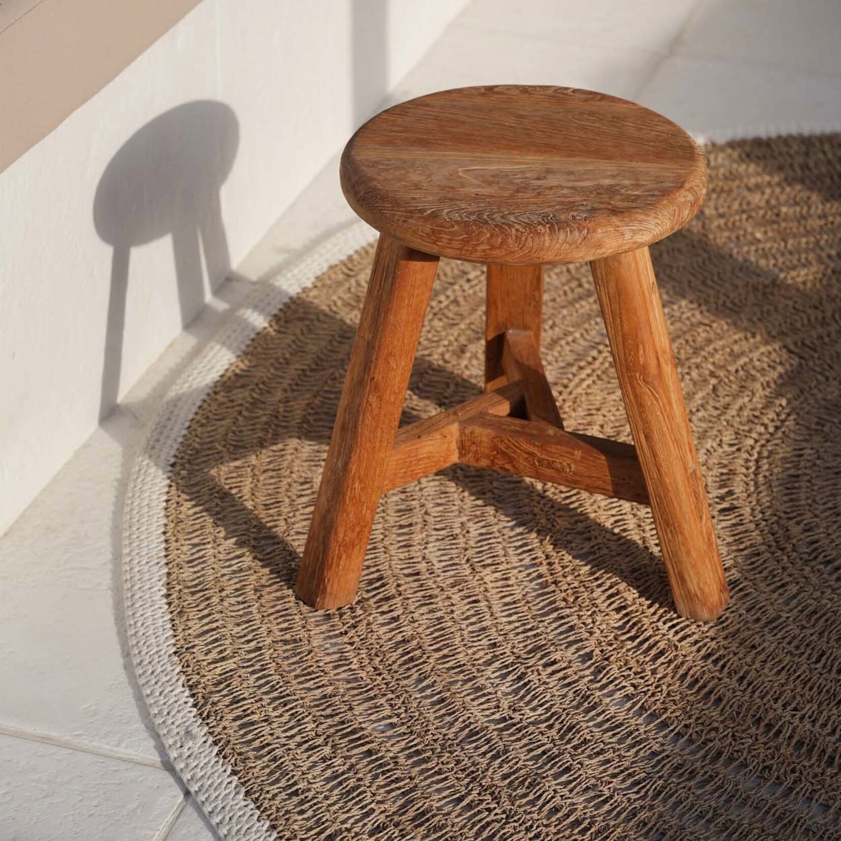 Bazar Bizar Antwerp The Noguchi Stool