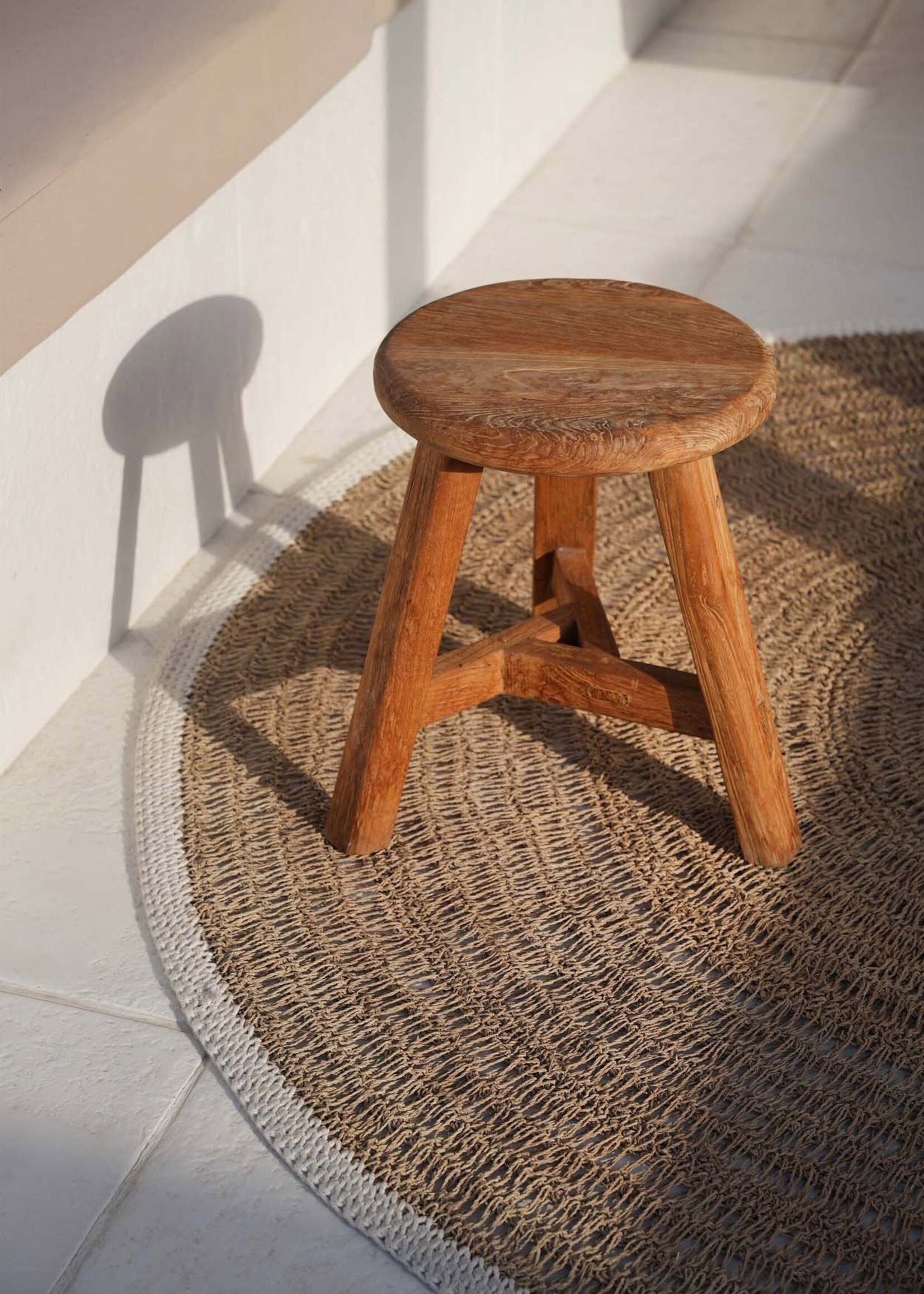 Bazar Bizar Antwerp The Noguchi Stool