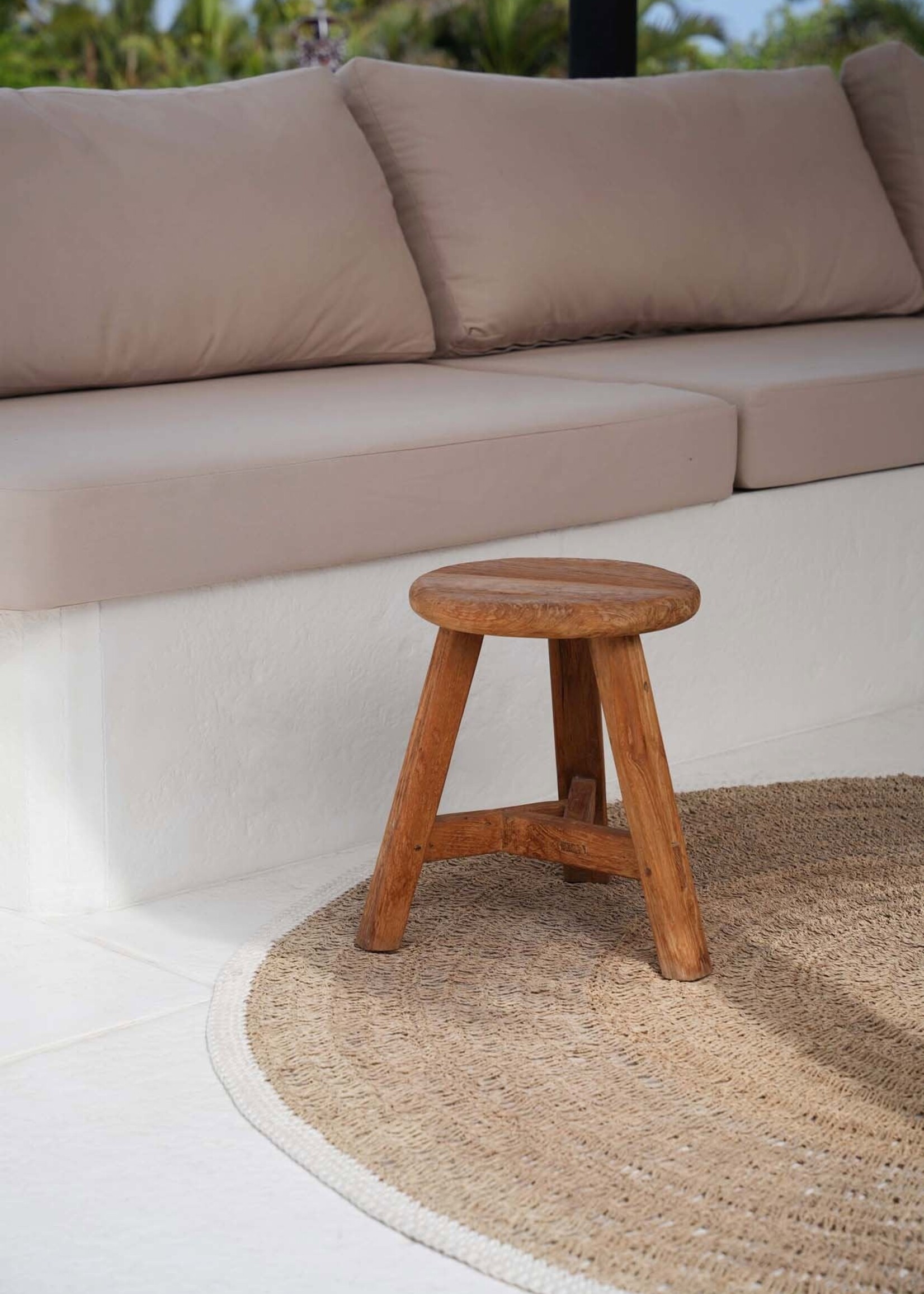 Bazar Bizar Antwerp The Noguchi Stool