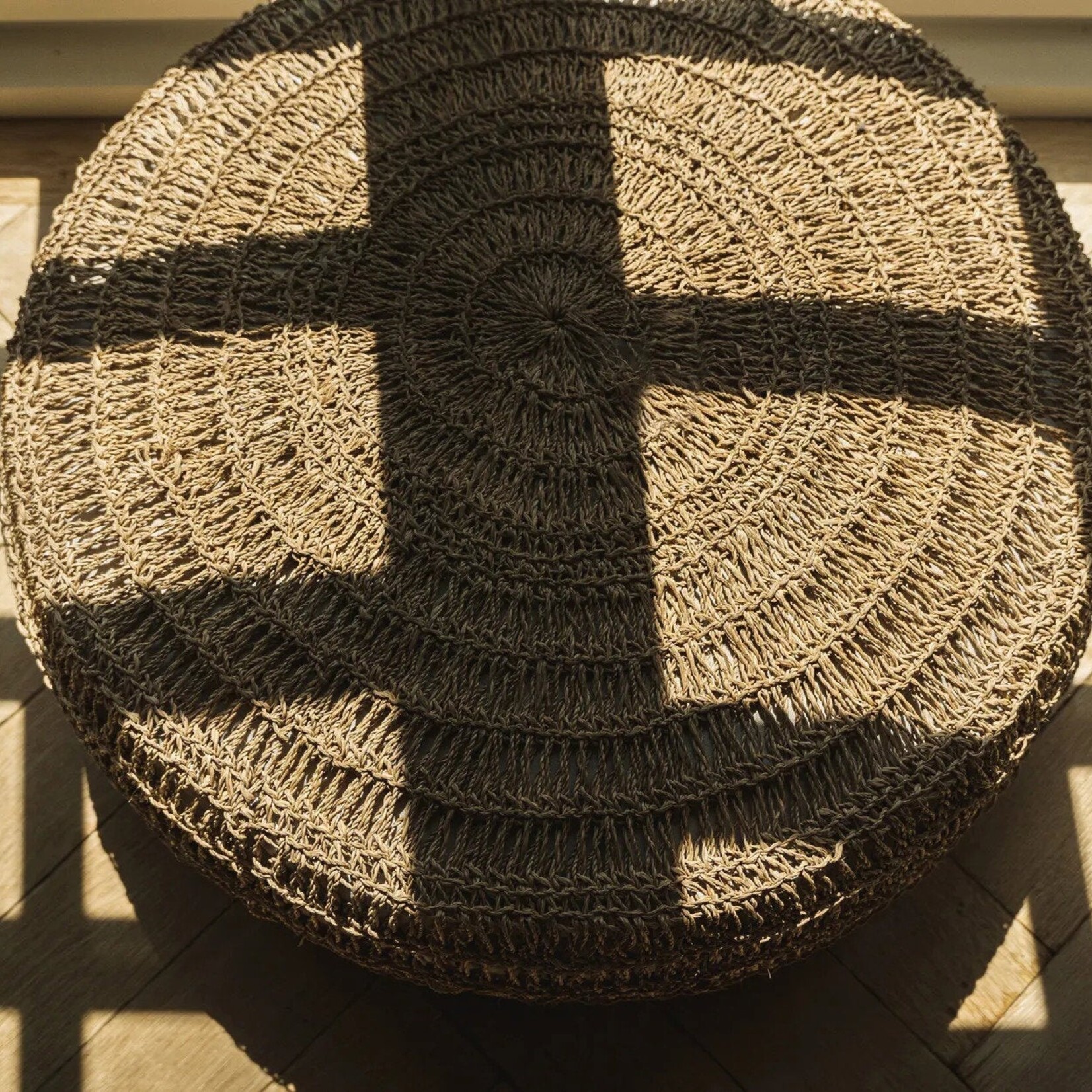 Bazar Bizar Antwerp The Seagrass Pouffe - Natural - M