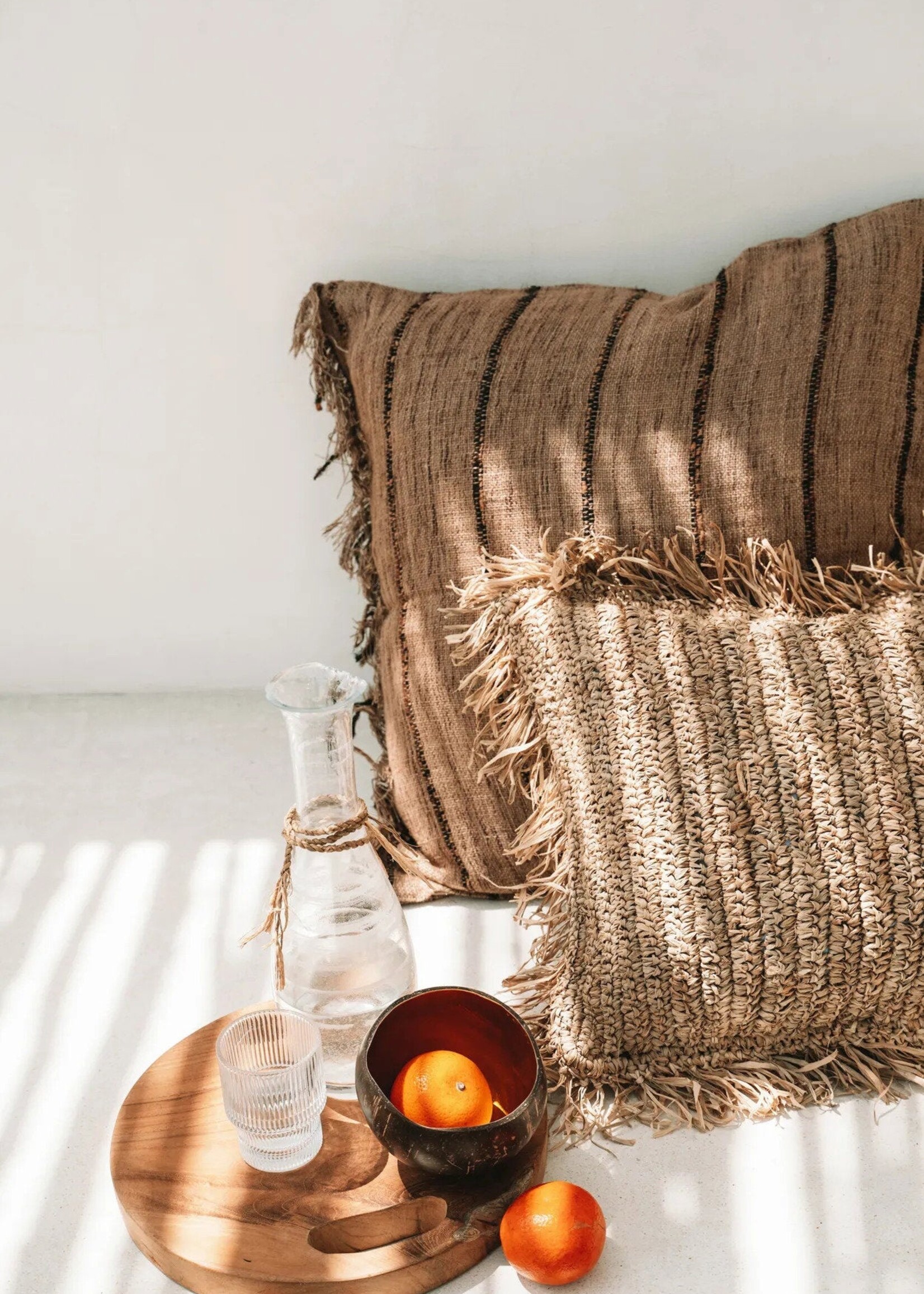 Bazar Bizar Antwerp The Teak Root Tray - Natural - S