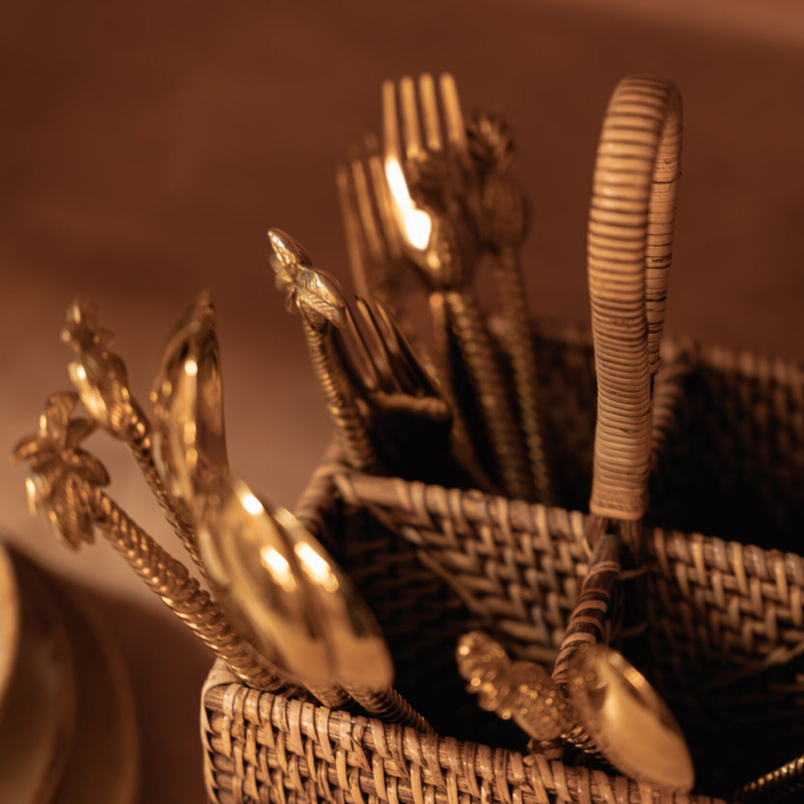Bazar Bizar Antwerp The Rattan Cutlery Caddy N°4 - Natural Brown