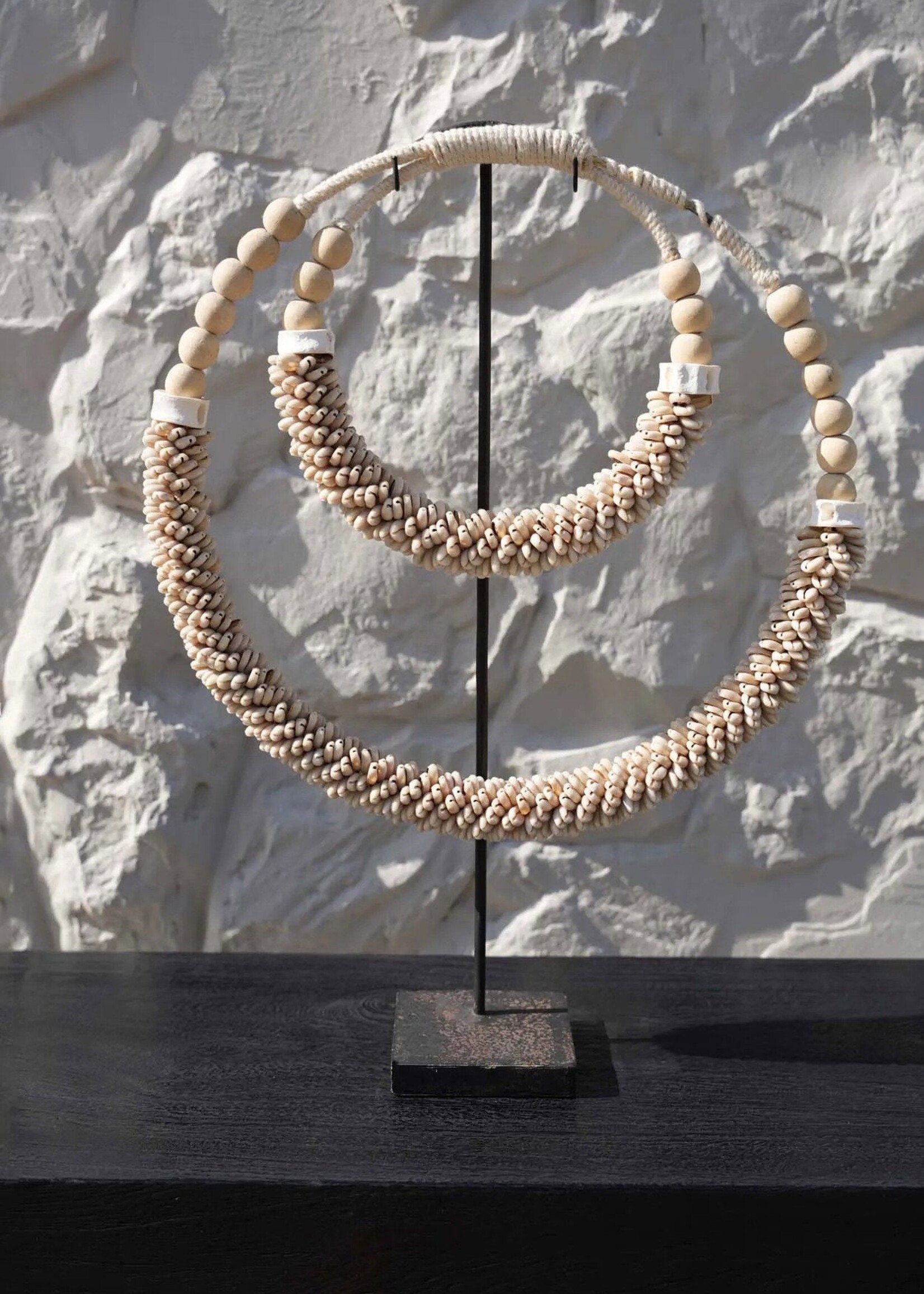 Bazar Bizar Antwerp The Double Shell Necklace On Stand - Natural