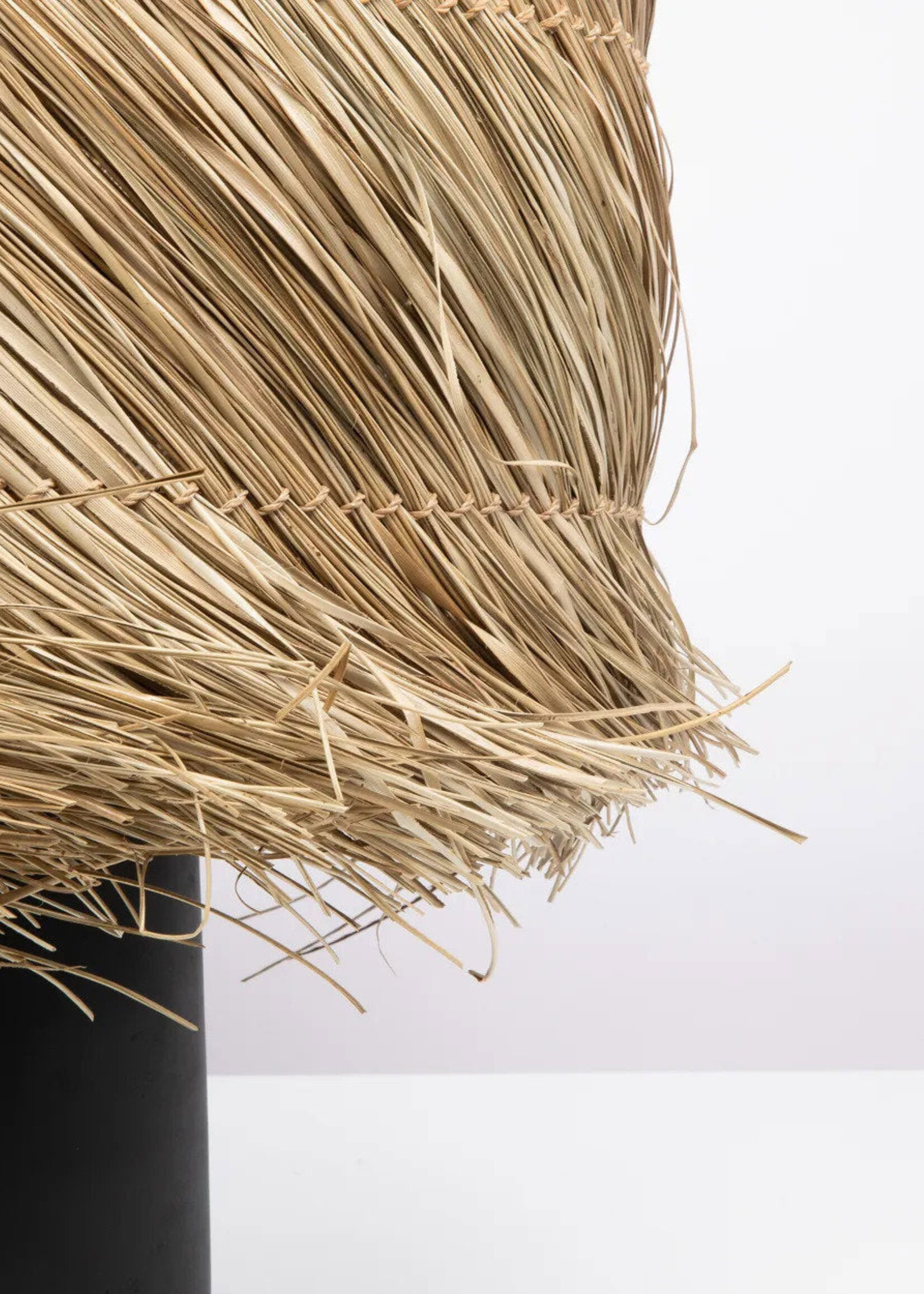 Bazar Bizar Antwerp The Pandan Table Lamp - Black Natural